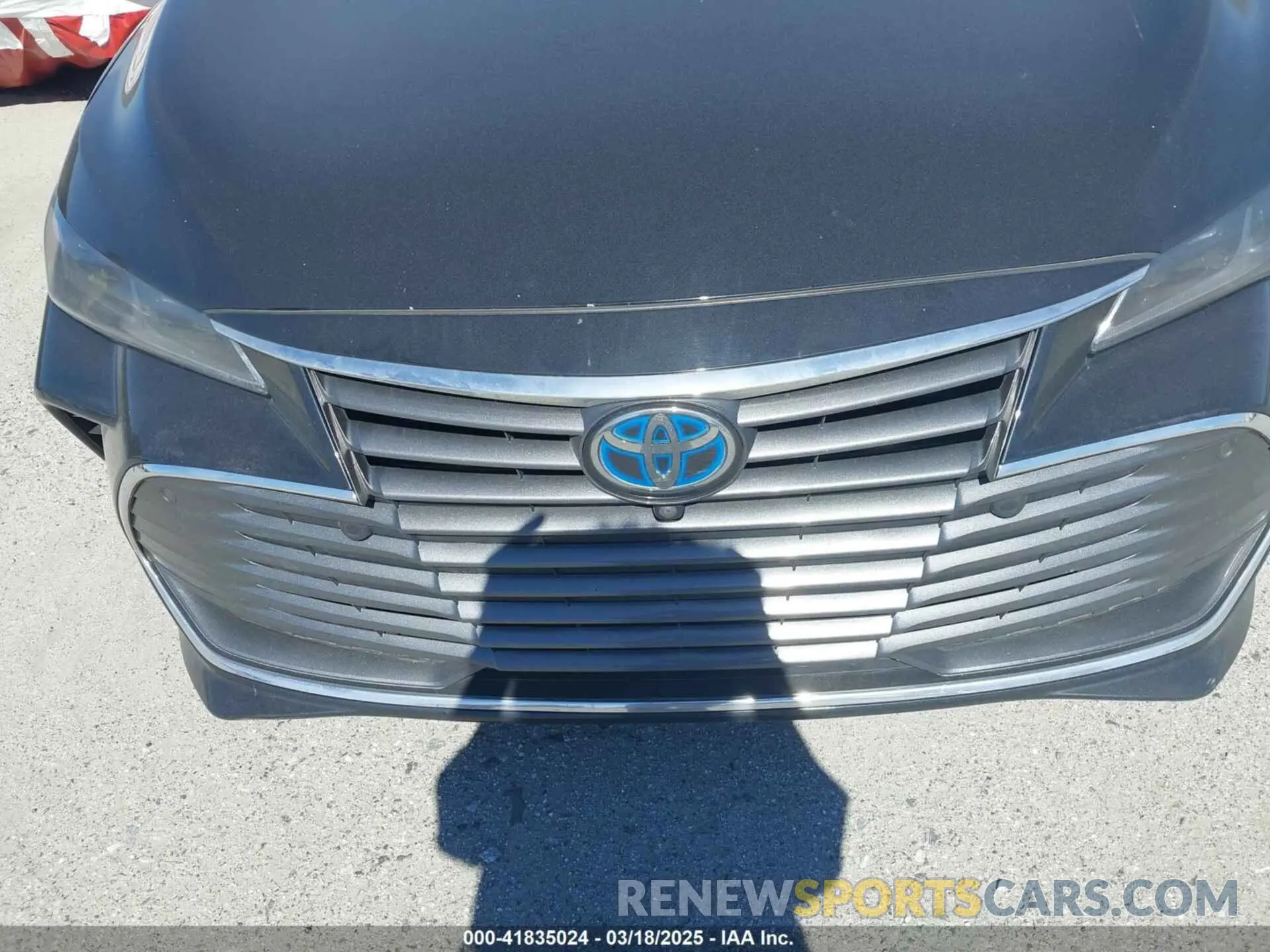 10 Photograph of a damaged car 4T1DA1AB7MU009924 TOYOTA AVALON 2021