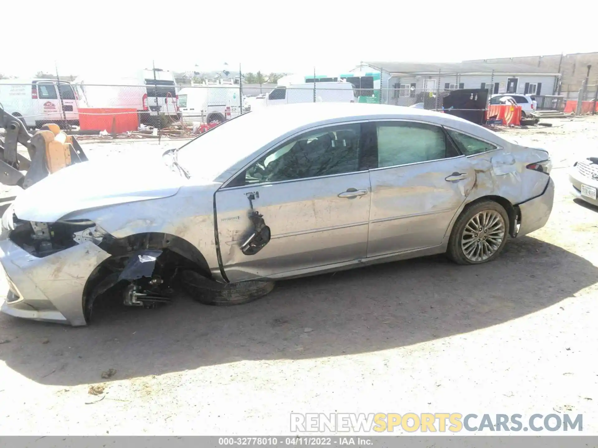 6 Photograph of a damaged car 4T1DA1AB8MU003601 TOYOTA AVALON 2021