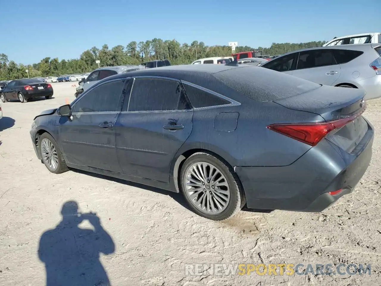 2 Photograph of a damaged car 4T1DA1AB8MU004652 TOYOTA AVALON 2021