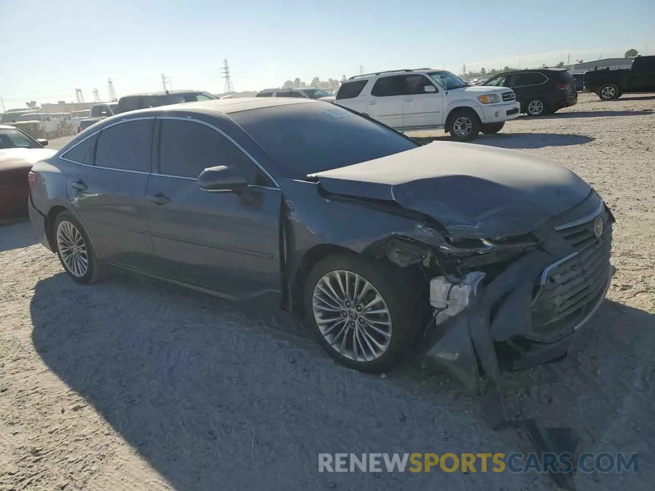 4 Photograph of a damaged car 4T1DA1AB8MU004652 TOYOTA AVALON 2021