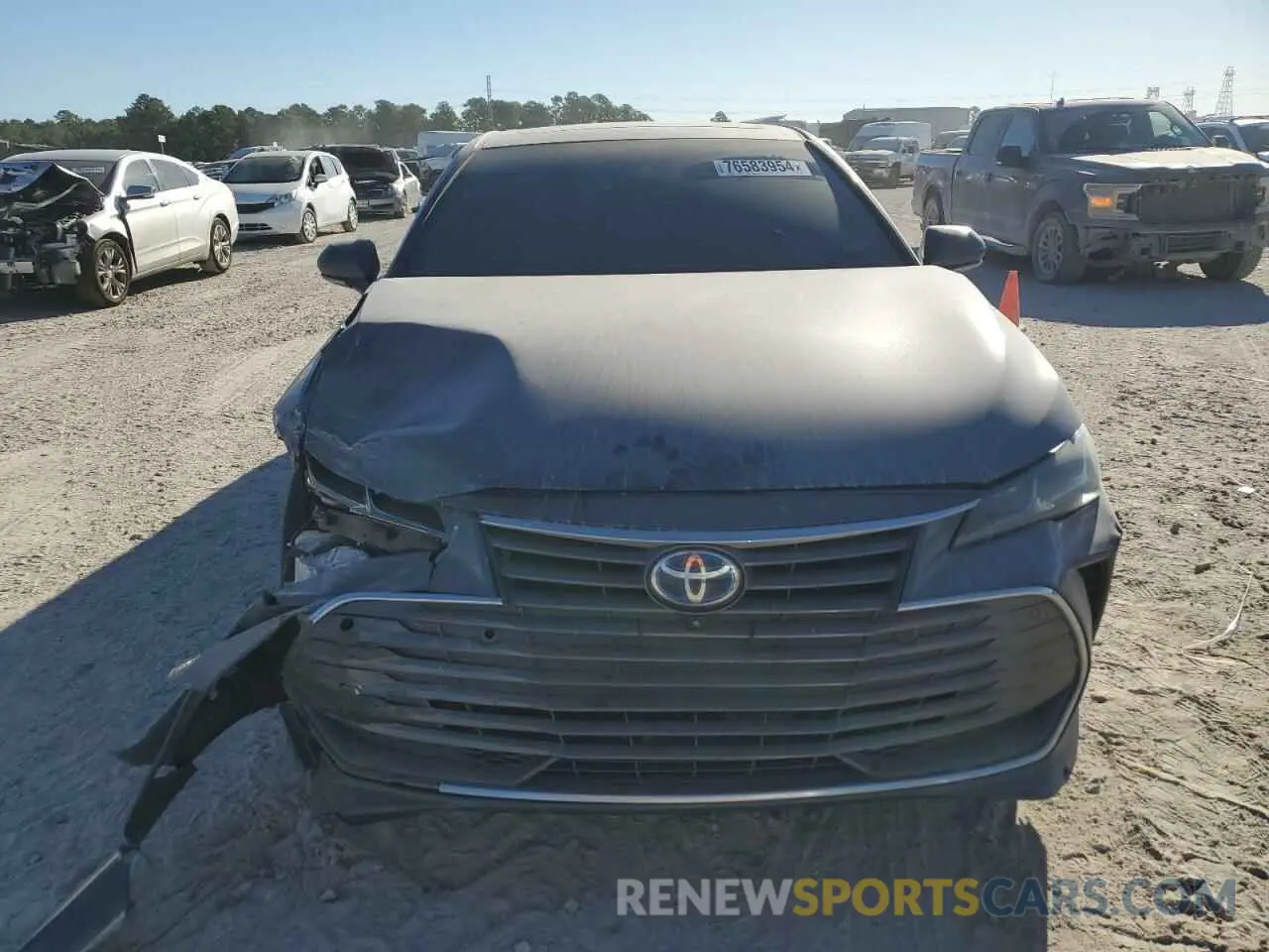 5 Photograph of a damaged car 4T1DA1AB8MU004652 TOYOTA AVALON 2021