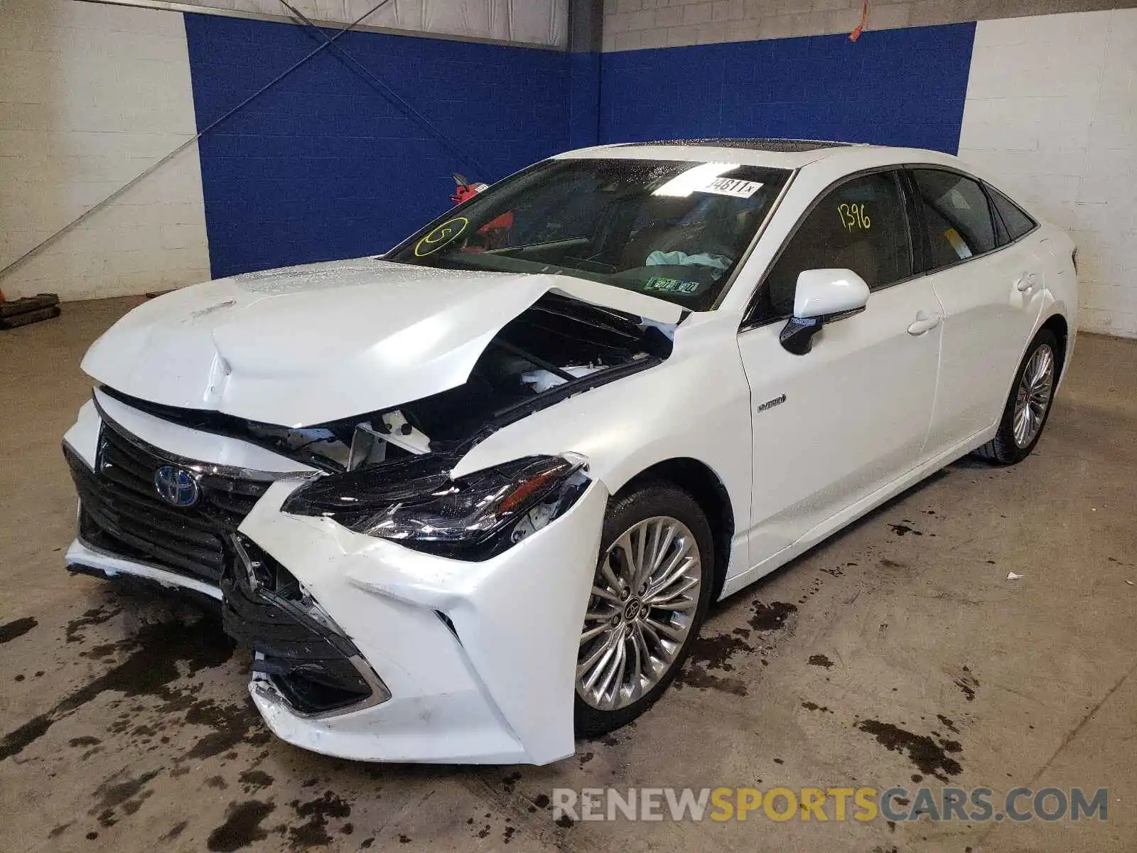 2 Photograph of a damaged car 4T1DA1AB8MU007471 TOYOTA AVALON 2021