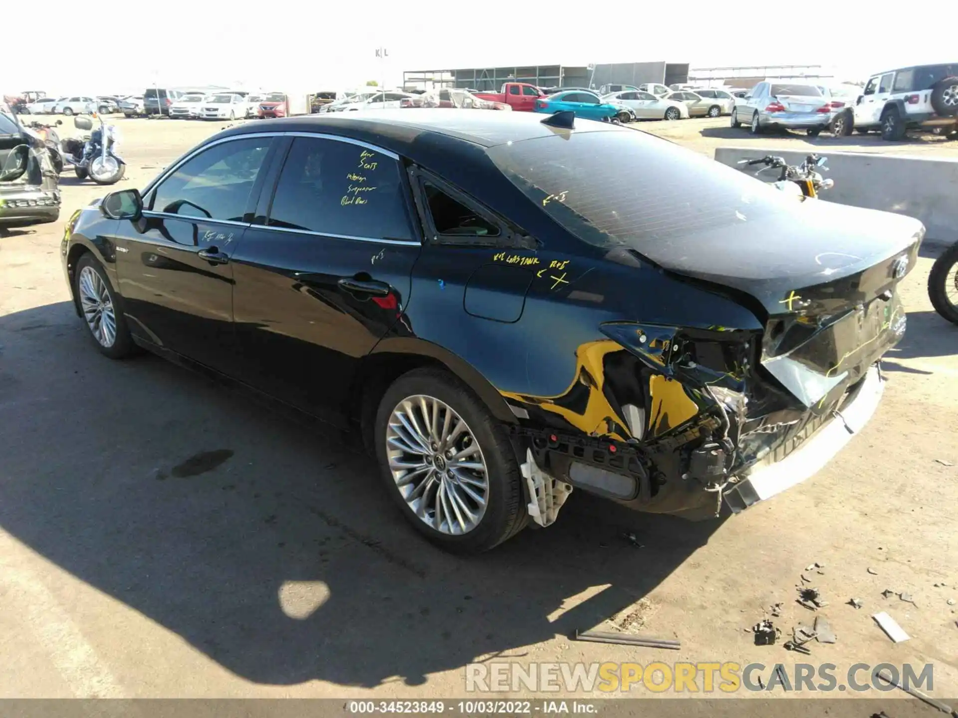 3 Photograph of a damaged car 4T1DA1AB9MU007513 TOYOTA AVALON 2021