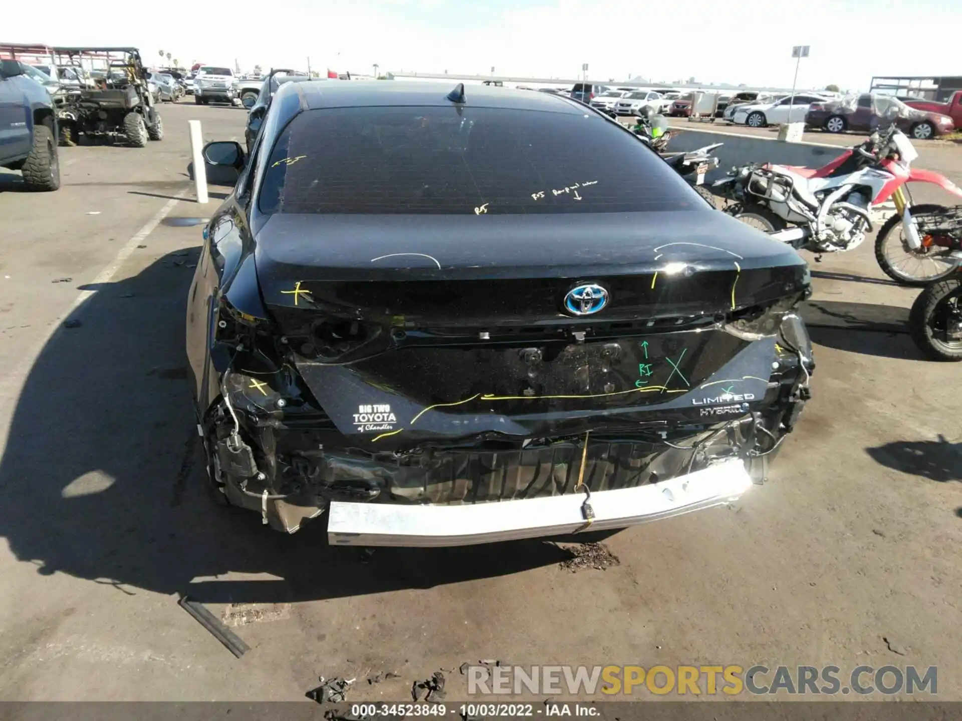 6 Photograph of a damaged car 4T1DA1AB9MU007513 TOYOTA AVALON 2021