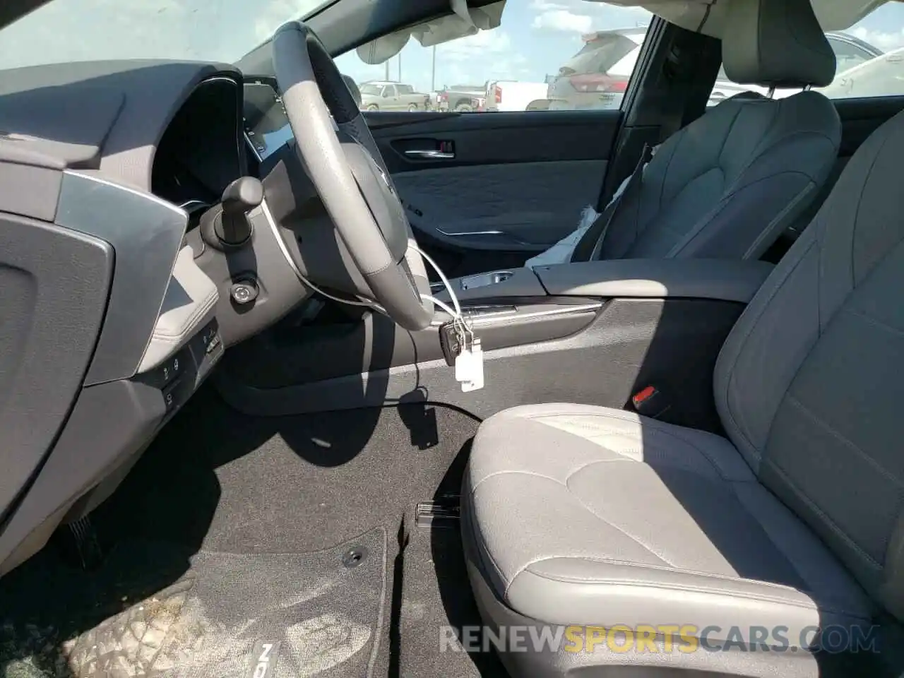 5 Photograph of a damaged car 4T1DZ1FB2MU065318 TOYOTA AVALON 2021