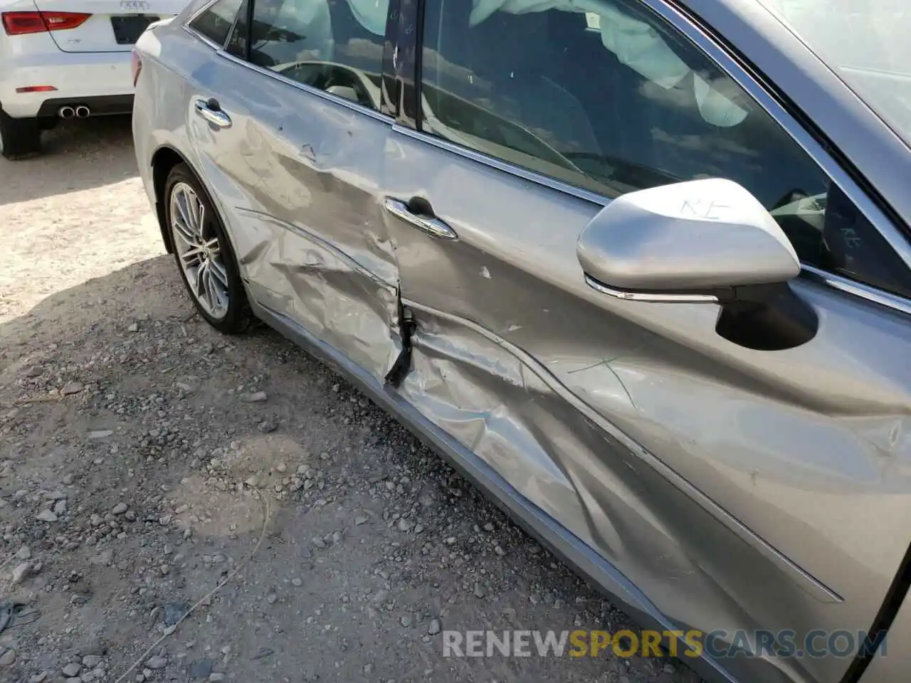 9 Photograph of a damaged car 4T1DZ1FB2MU065318 TOYOTA AVALON 2021