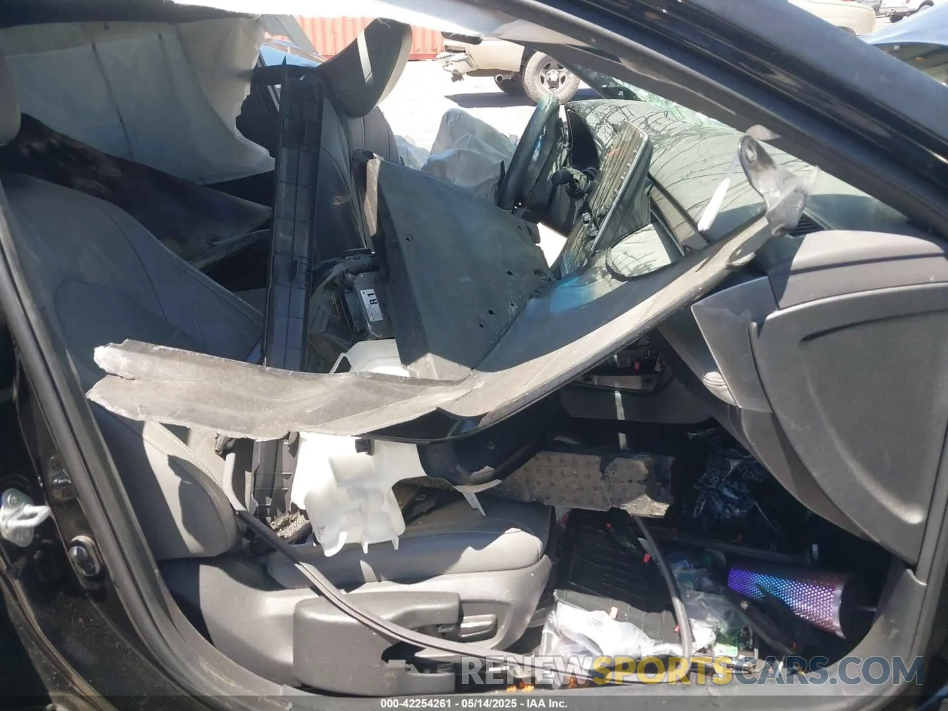 5 Photograph of a damaged car 4T1DZ1FB2MU065948 TOYOTA AVALON 2021