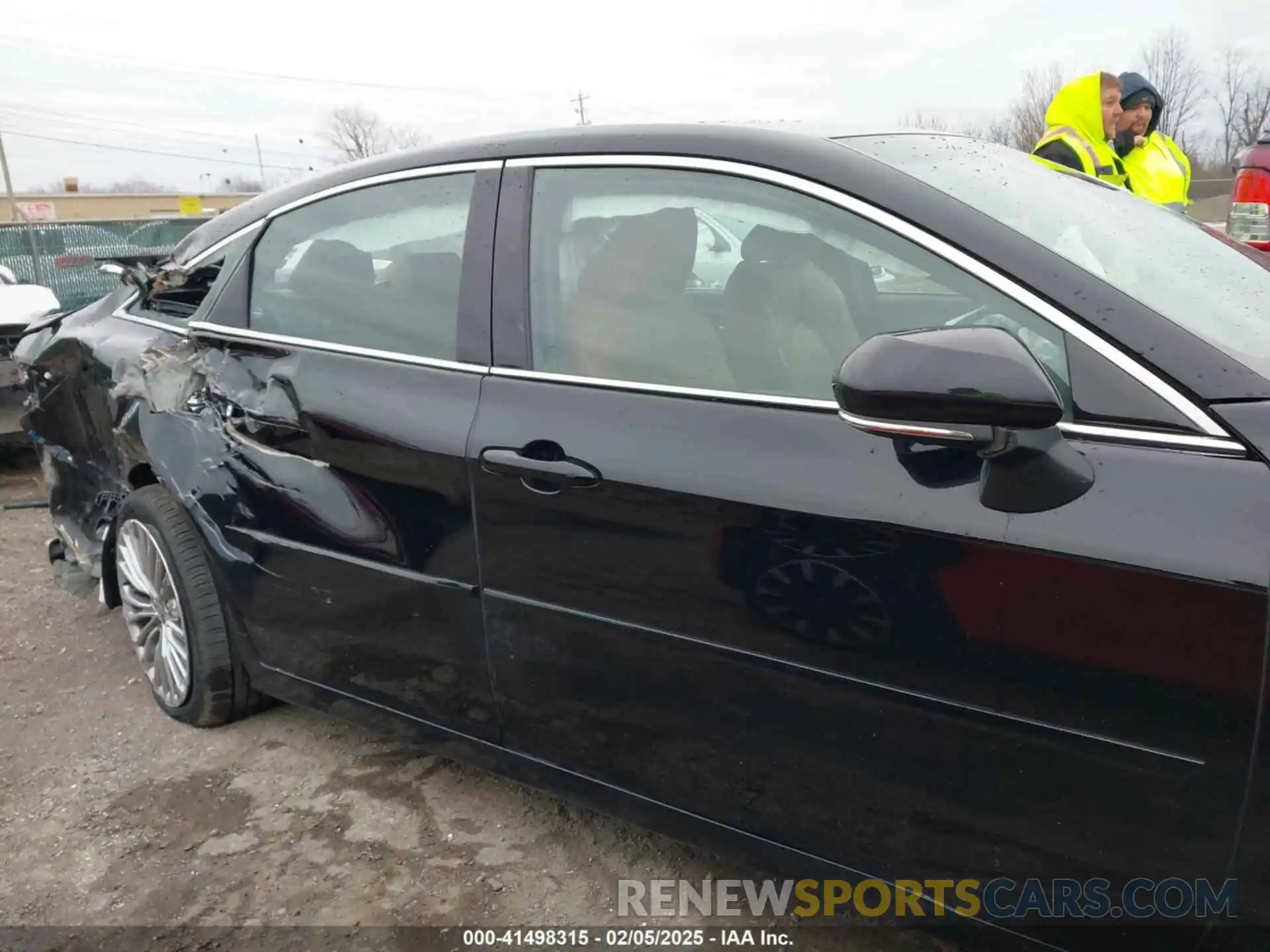 14 Photograph of a damaged car 4T1DZ1FB3MU060239 TOYOTA AVALON 2021