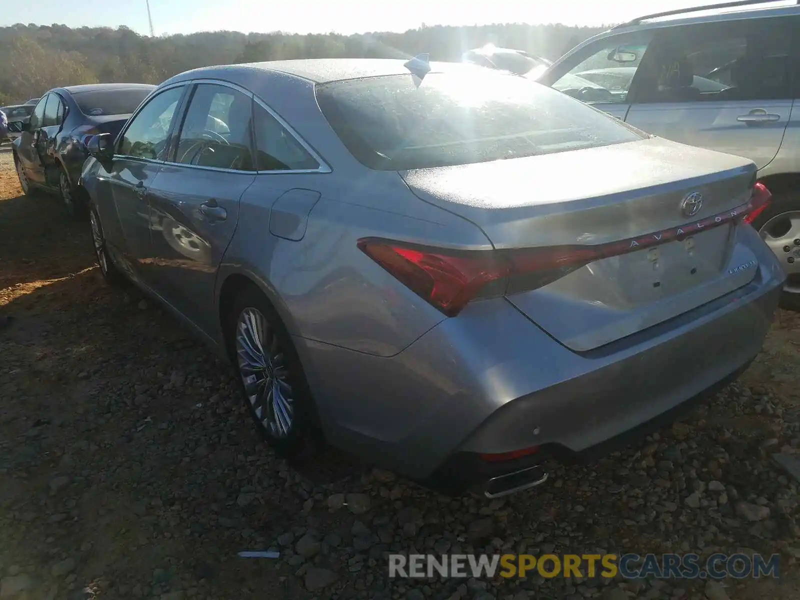 3 Photograph of a damaged car 4T1DZ1FB4MU058628 TOYOTA AVALON 2021