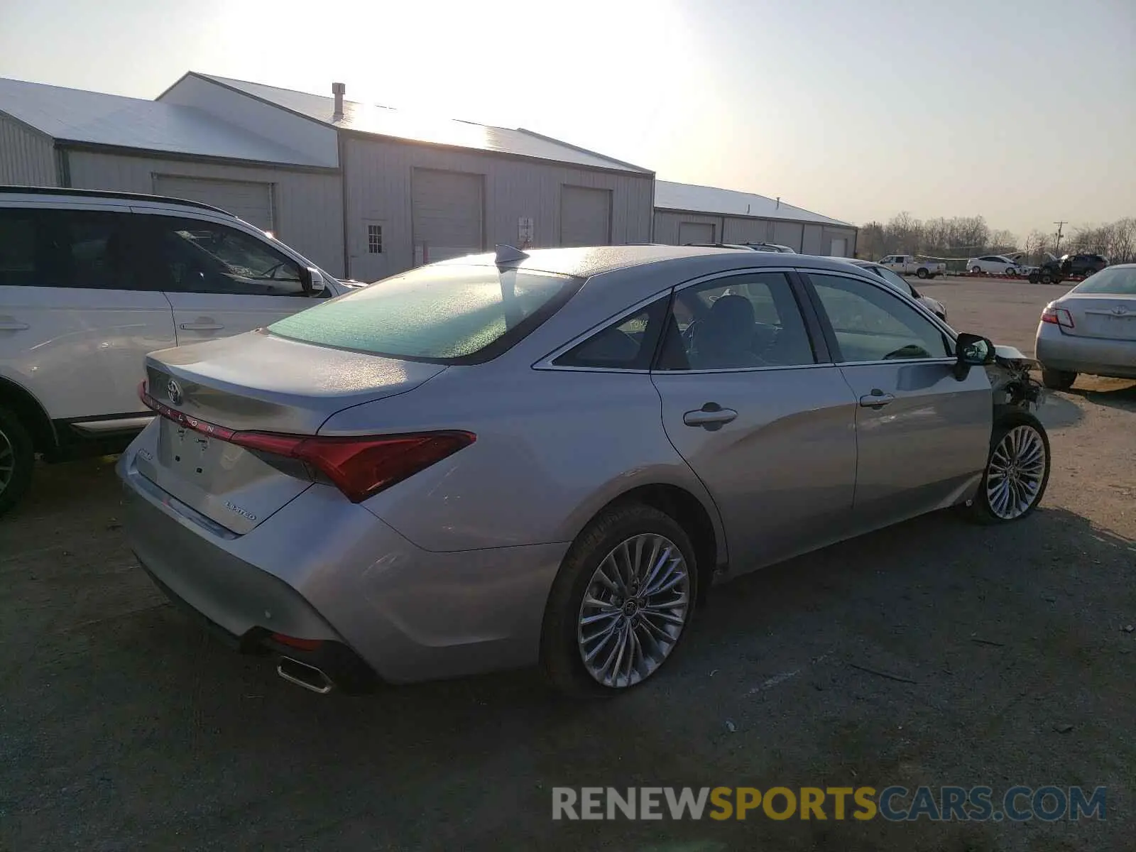 4 Photograph of a damaged car 4T1DZ1FB5MU056192 TOYOTA AVALON 2021