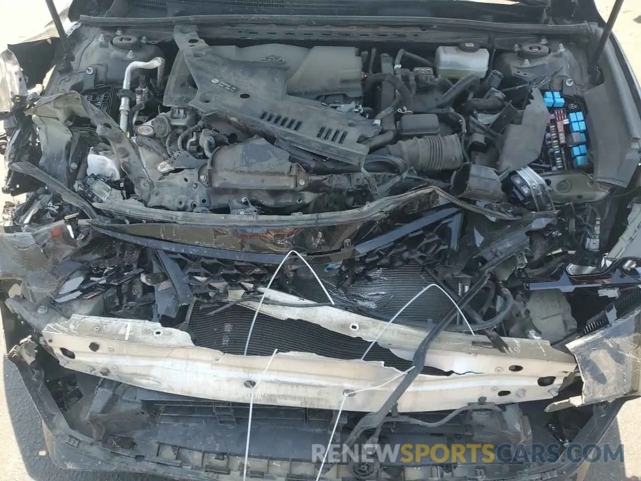 11 Photograph of a damaged car 4T1EA1AB0MU001362 TOYOTA AVALON 2021