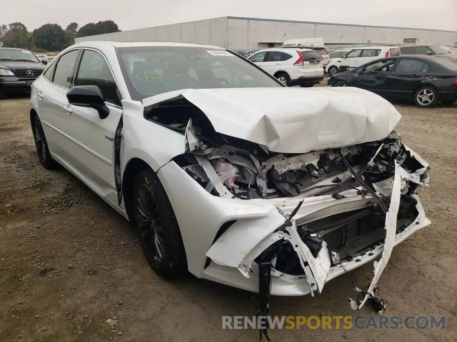 1 Photograph of a damaged car 4T1EA1AB0MU003371 TOYOTA AVALON 2021