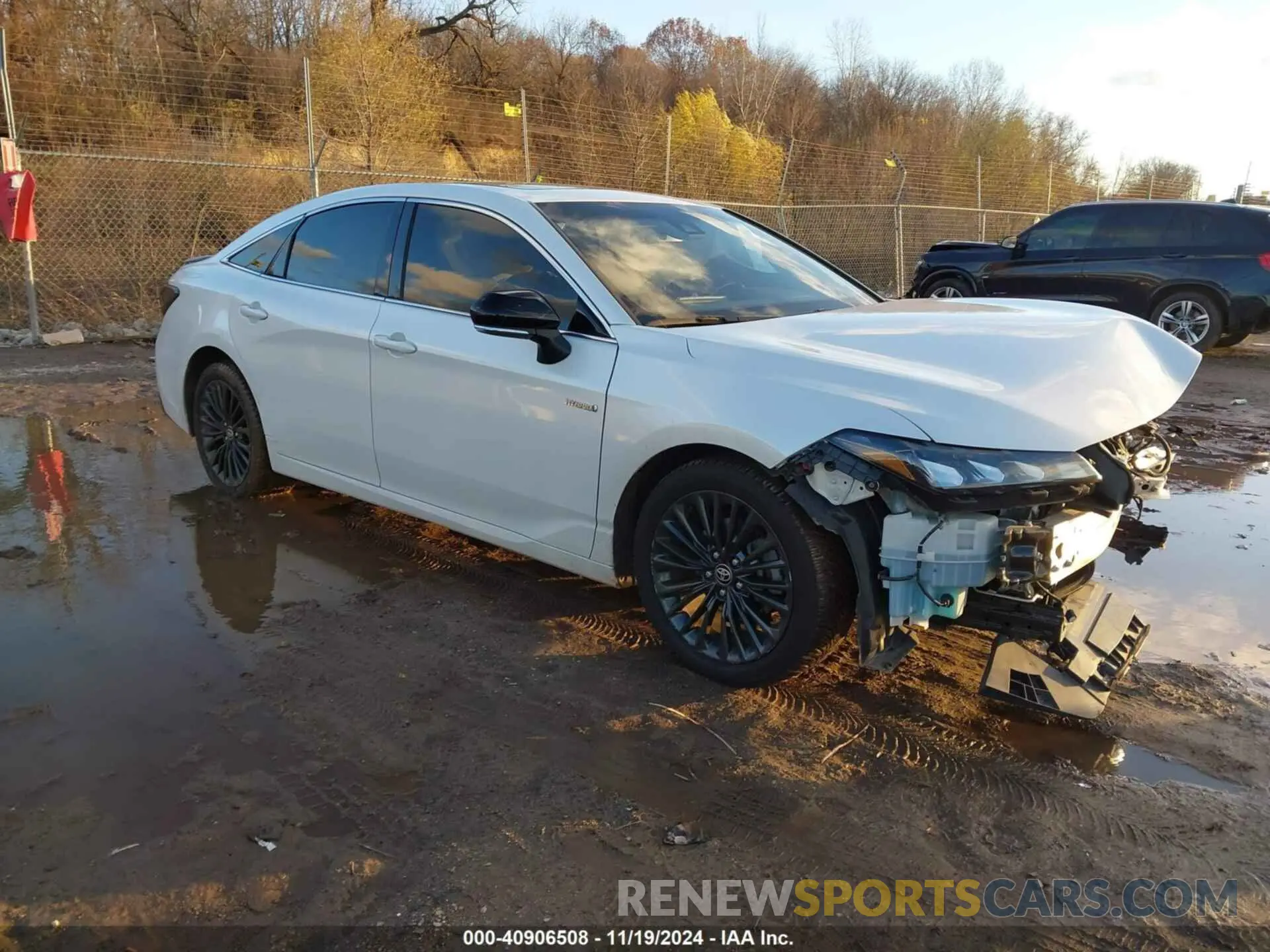 1 Photograph of a damaged car 4T1EA1AB0MU008120 TOYOTA AVALON 2021