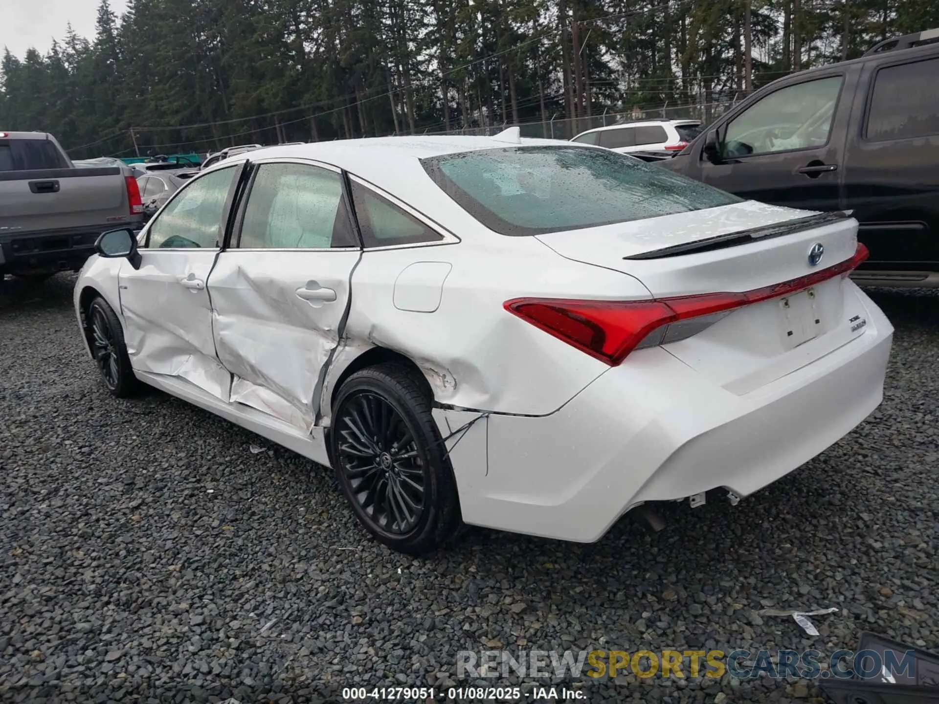 3 Photograph of a damaged car 4T1EA1AB1MU002228 TOYOTA AVALON 2021