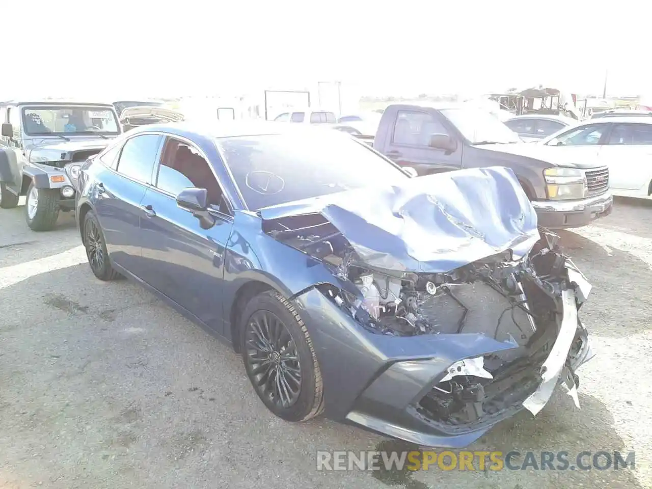 1 Photograph of a damaged car 4T1EA1AB1MU005095 TOYOTA AVALON 2021