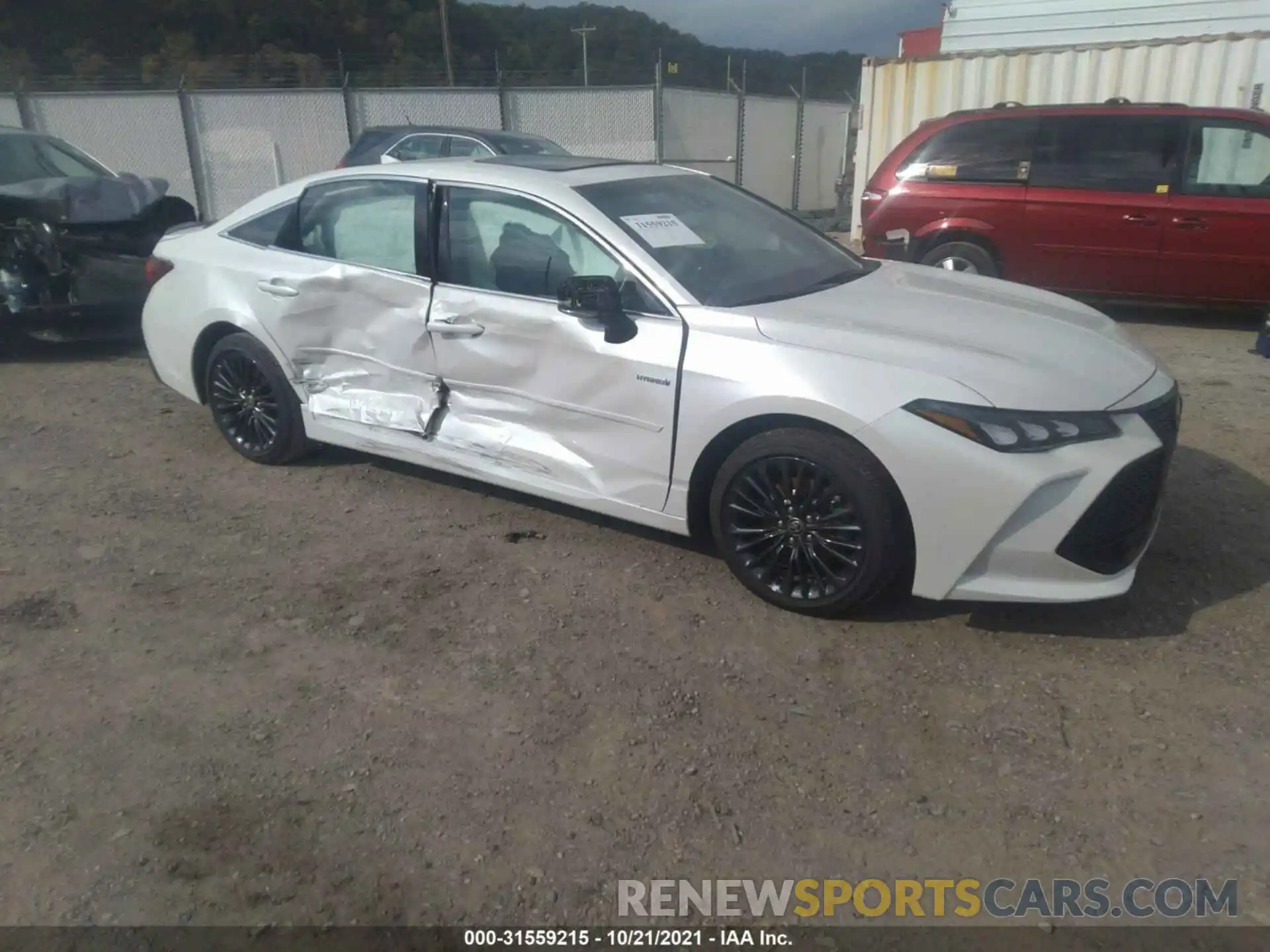 1 Photograph of a damaged car 4T1EA1AB7MU004064 TOYOTA AVALON 2021