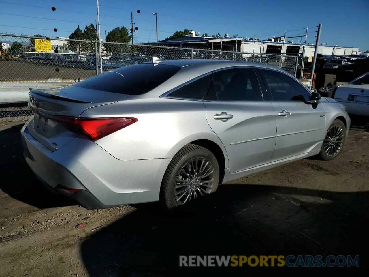 3 Photograph of a damaged car 4T1EA1AB7MU005523 TOYOTA AVALON 2021