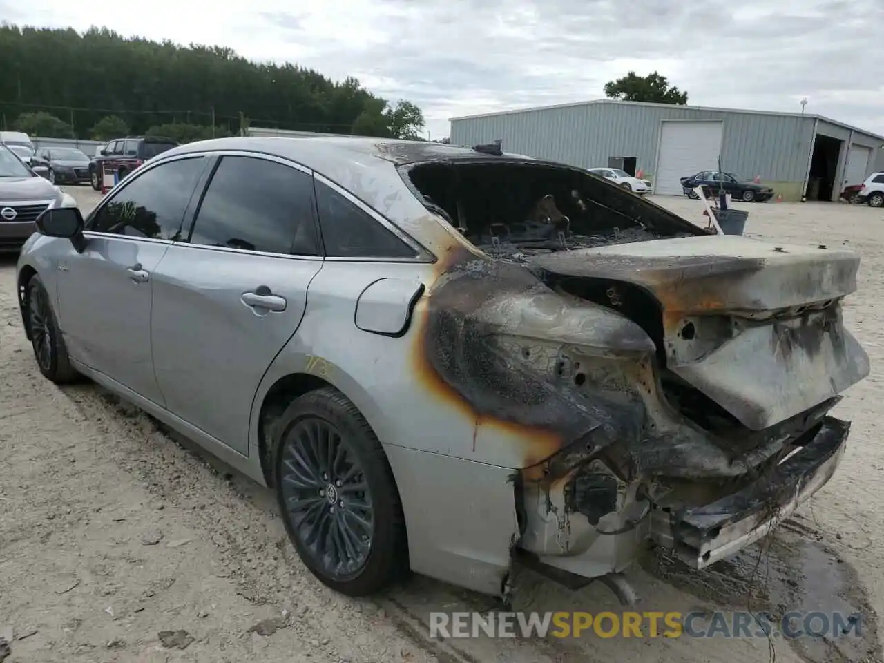 3 Photograph of a damaged car 4T1EA1AB7MU008549 TOYOTA AVALON 2021