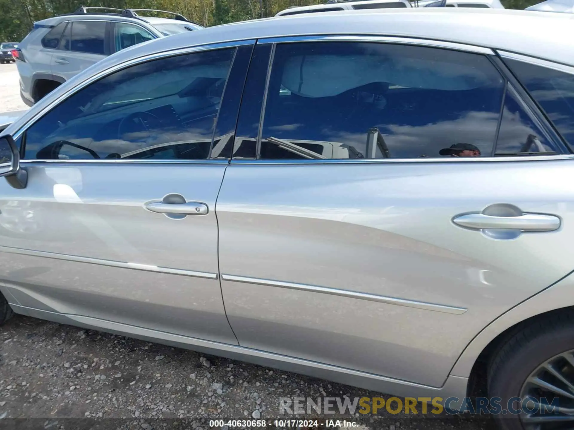 13 Photograph of a damaged car 4T1EA1AB9MU003045 TOYOTA AVALON 2021