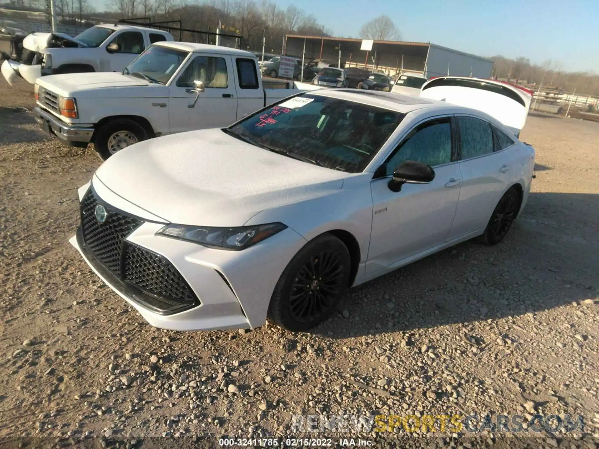 2 Photograph of a damaged car 4T1EA1AB9MU010674 TOYOTA AVALON 2021