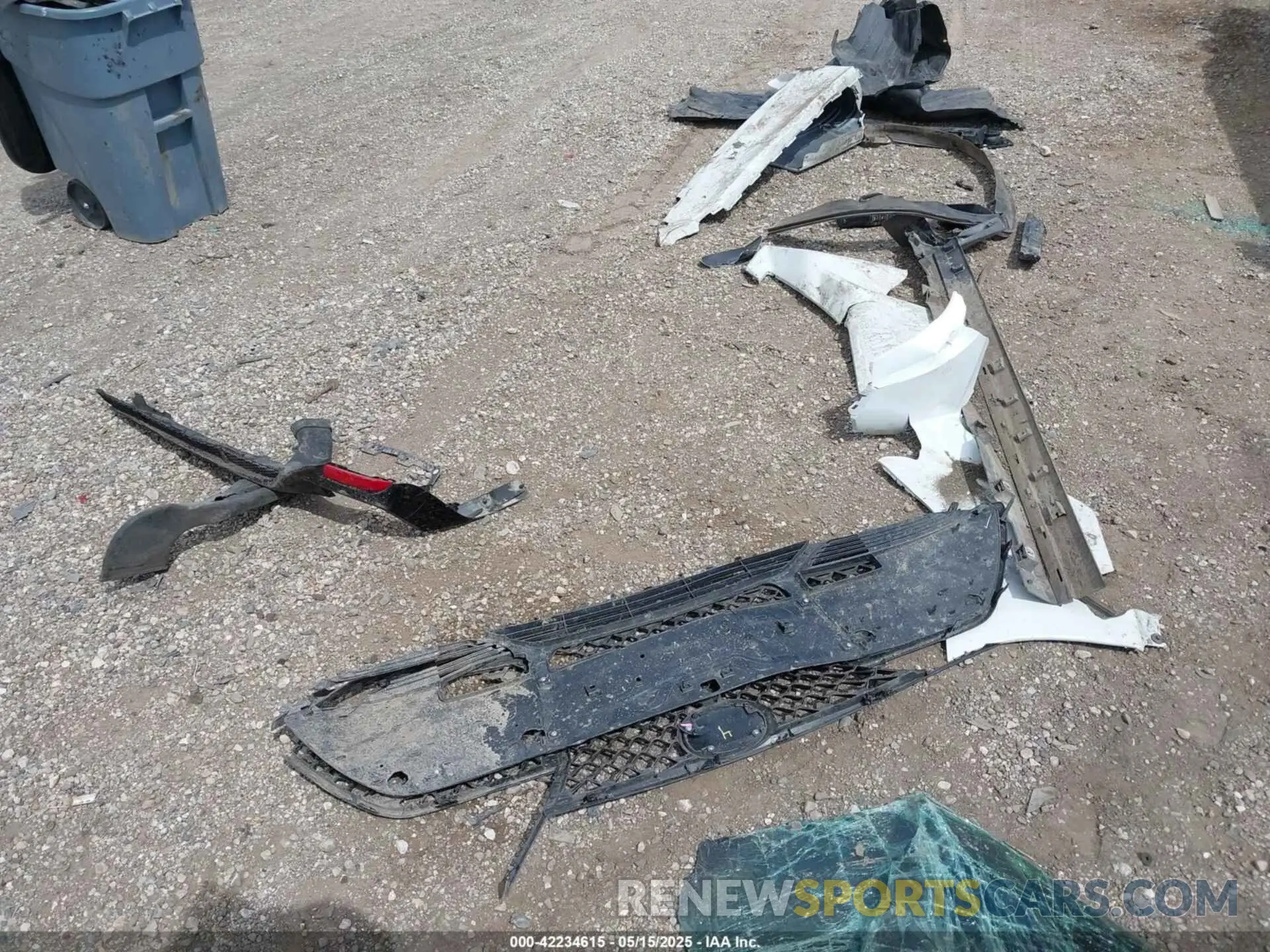 11 Photograph of a damaged car 4T1EZ1FB4MU059332 TOYOTA AVALON 2021