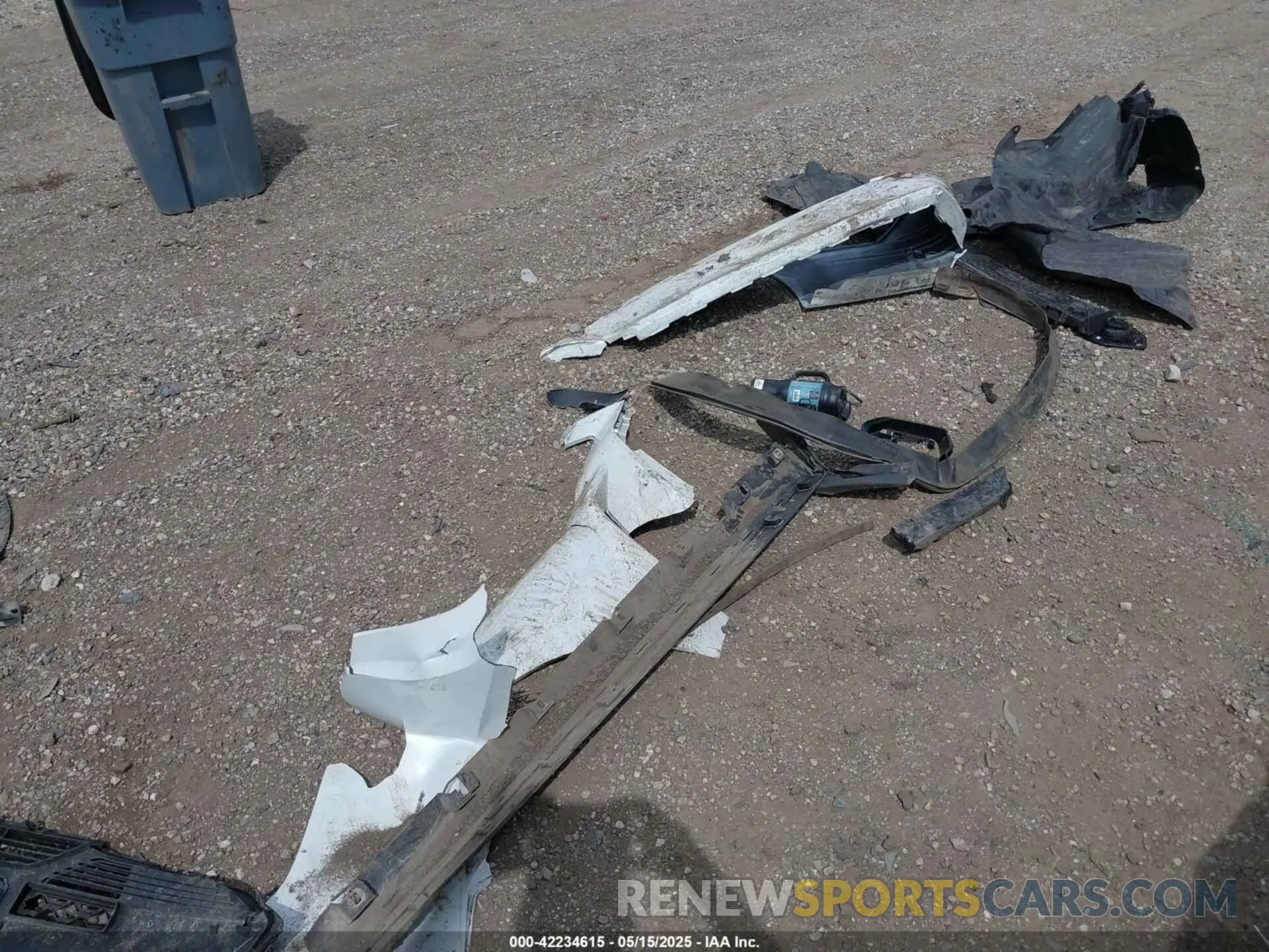 12 Photograph of a damaged car 4T1EZ1FB4MU059332 TOYOTA AVALON 2021