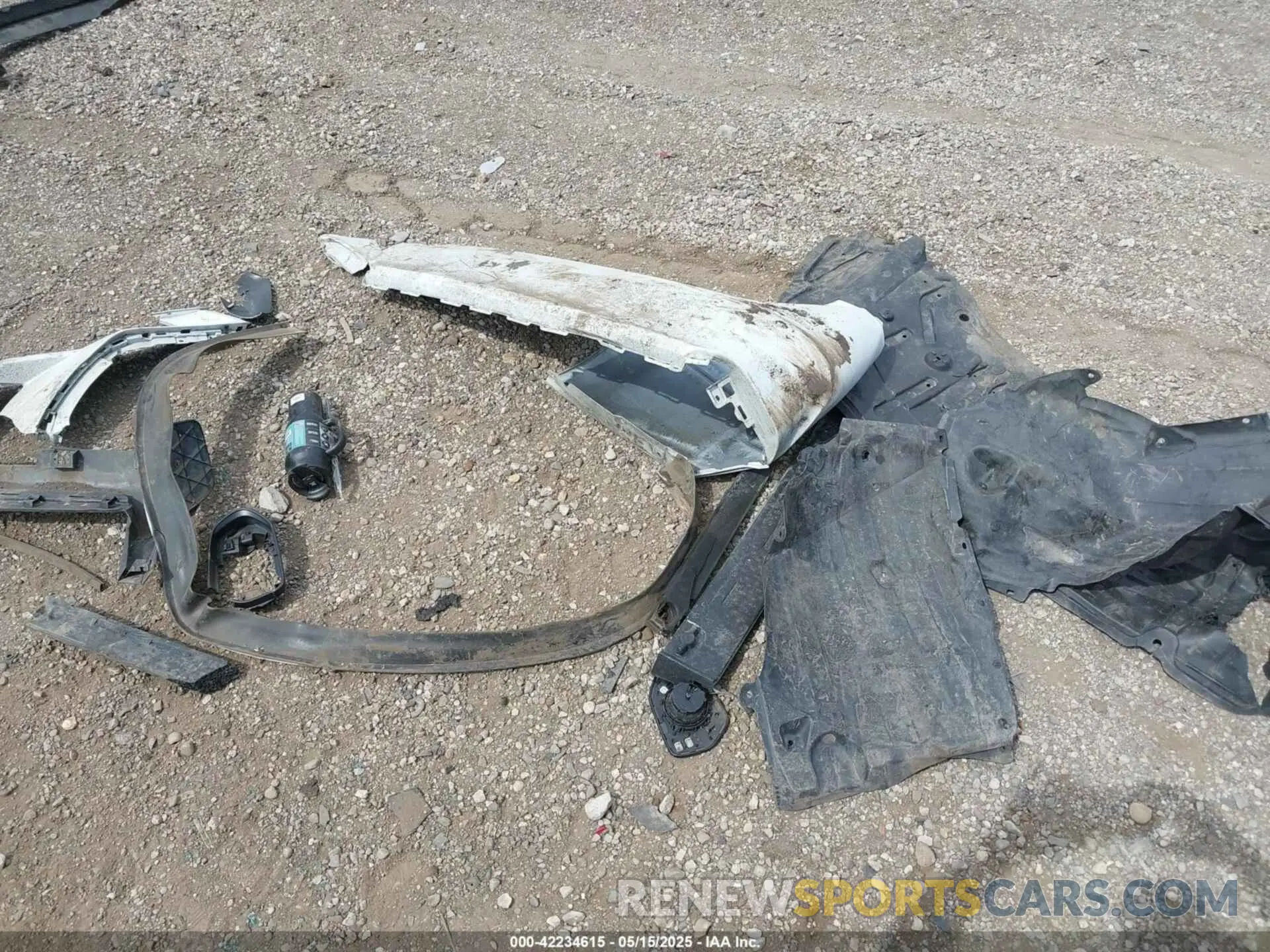 14 Photograph of a damaged car 4T1EZ1FB4MU059332 TOYOTA AVALON 2021