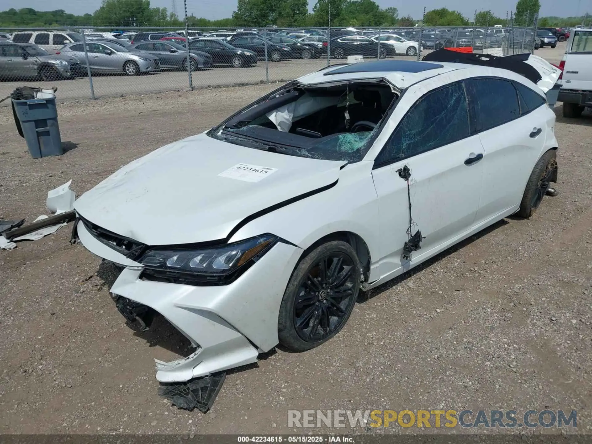 2 Photograph of a damaged car 4T1EZ1FB4MU059332 TOYOTA AVALON 2021