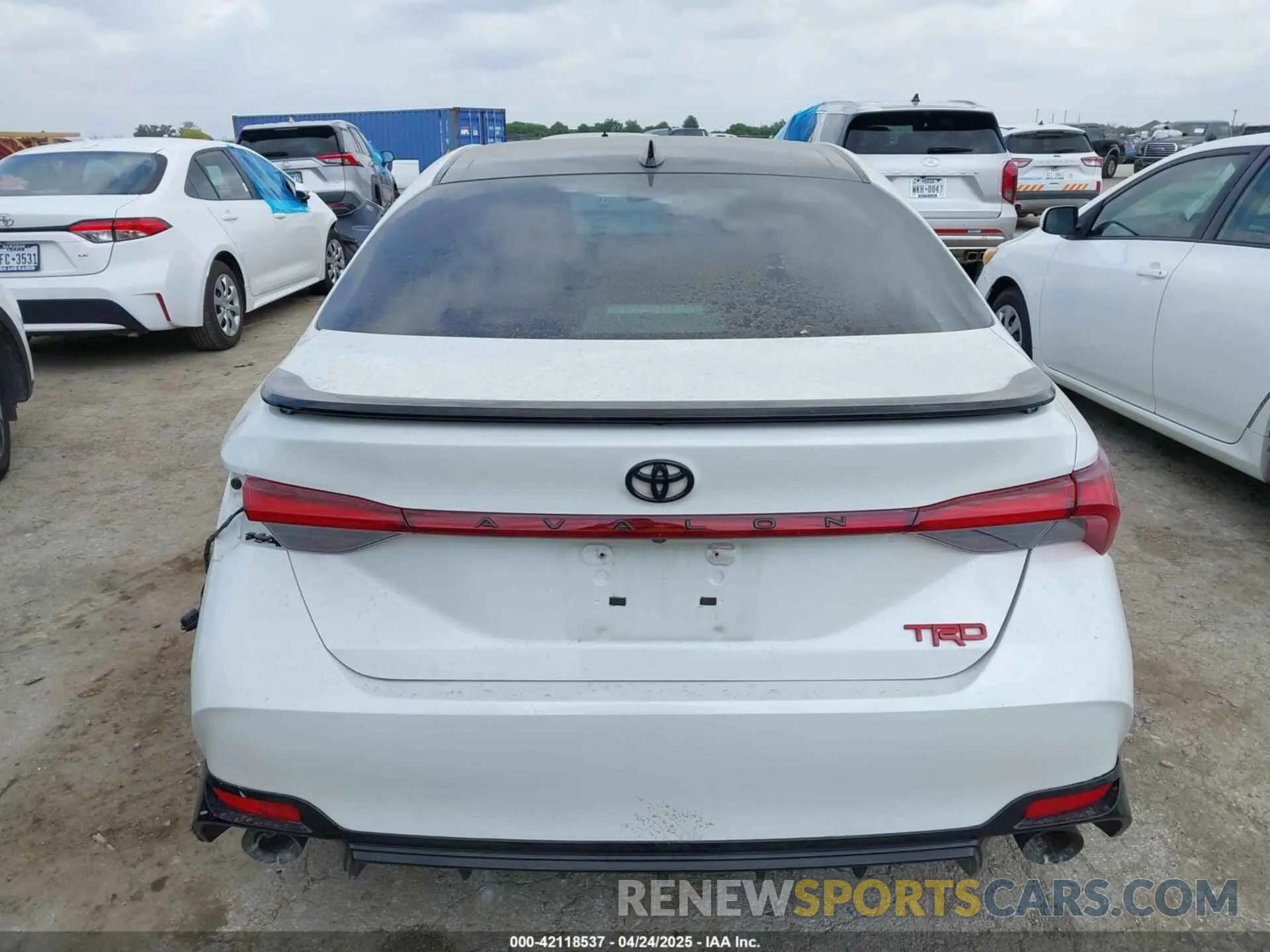 15 Photograph of a damaged car 4T1FZ1FB1MU057347 TOYOTA AVALON 2021