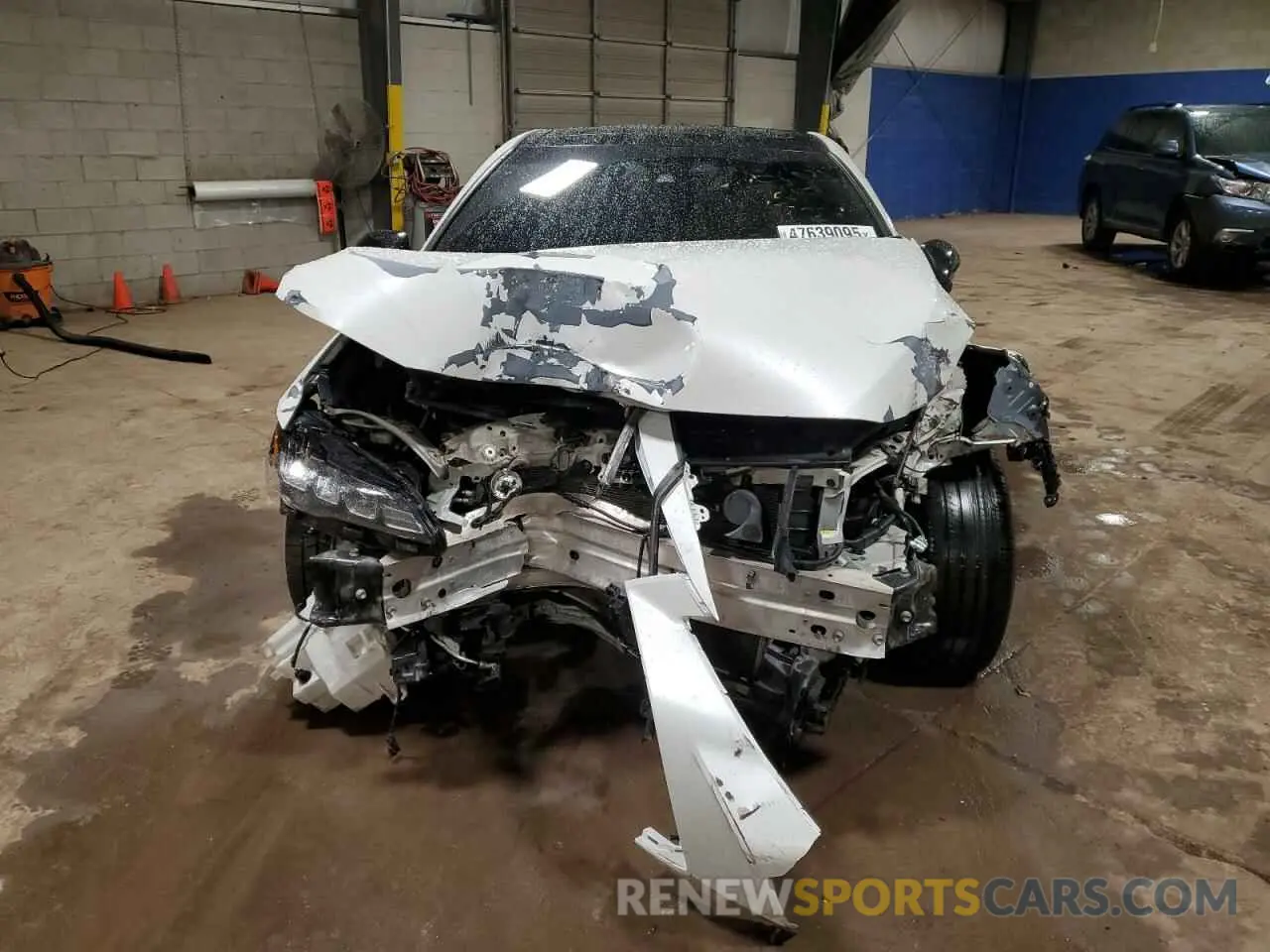 5 Photograph of a damaged car 4T1FZ1FB3MU060282 TOYOTA AVALON 2021