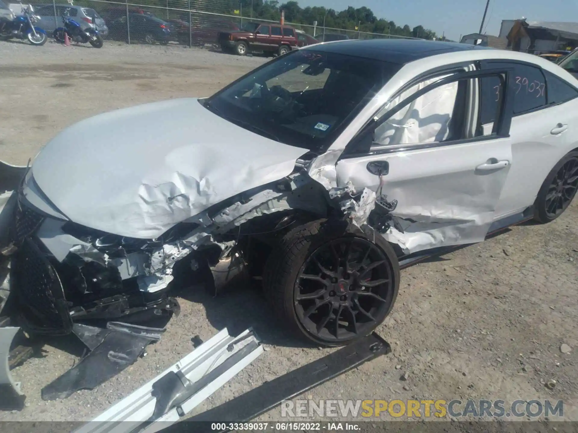 6 Photograph of a damaged car 4T1FZ1FB3MU070777 TOYOTA AVALON 2021