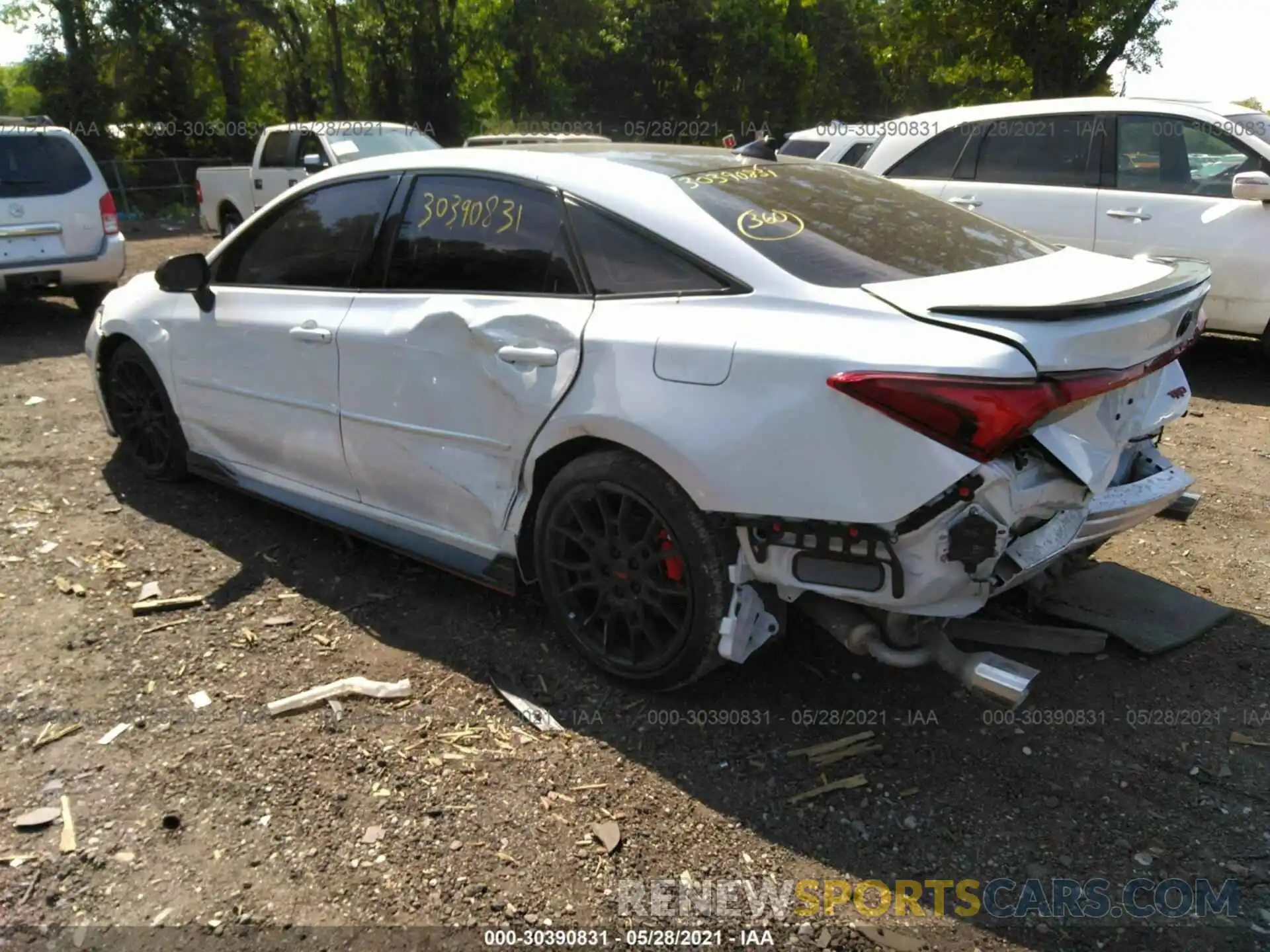 3 Photograph of a damaged car 4T1FZ1FB5MU056797 TOYOTA AVALON 2021