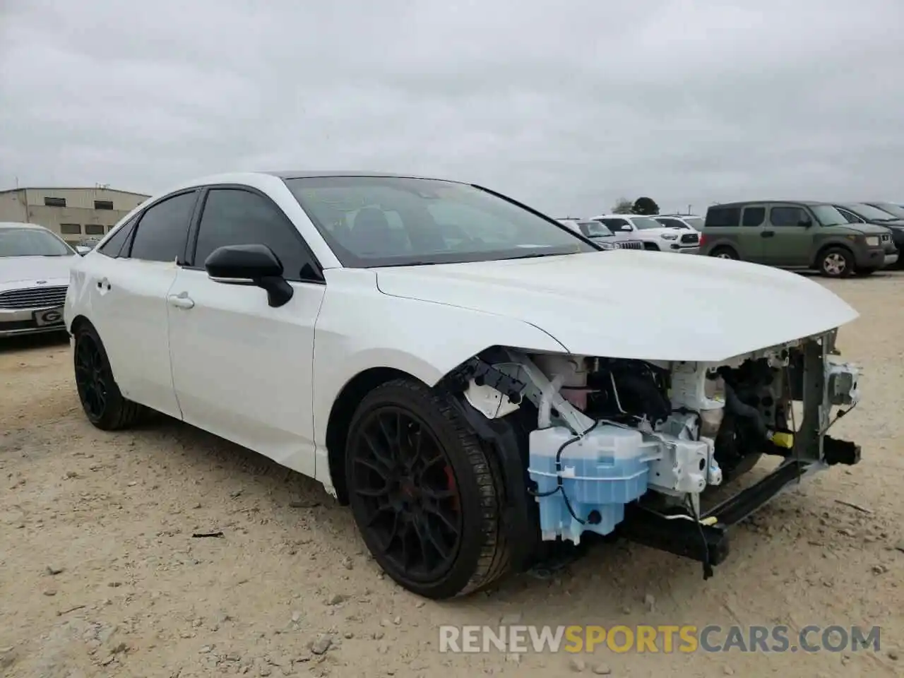 1 Photograph of a damaged car 4T1FZ1FB6MU064441 TOYOTA AVALON 2021