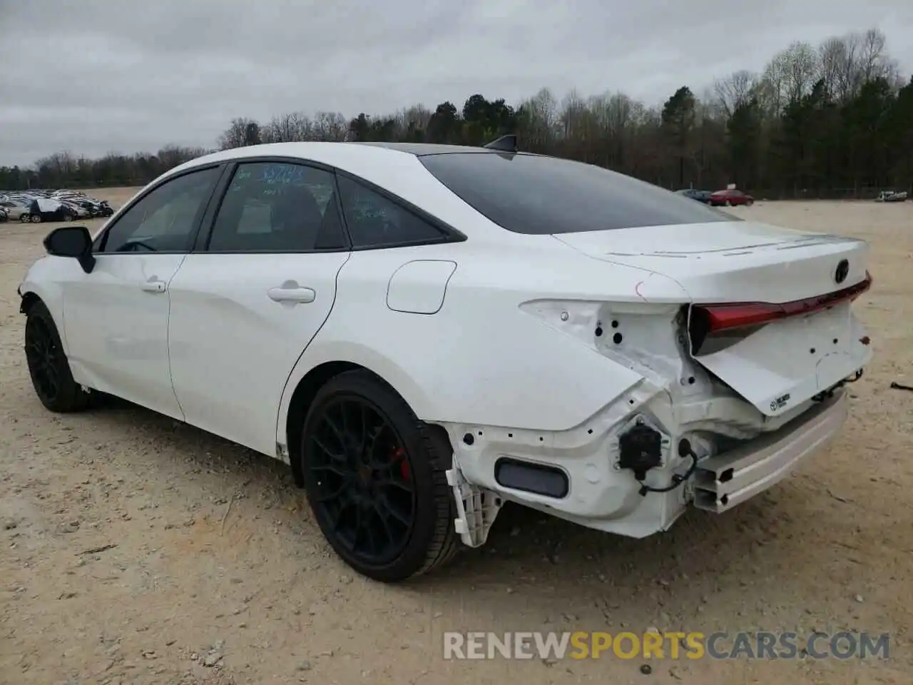 3 Photograph of a damaged car 4T1FZ1FB6MU064441 TOYOTA AVALON 2021