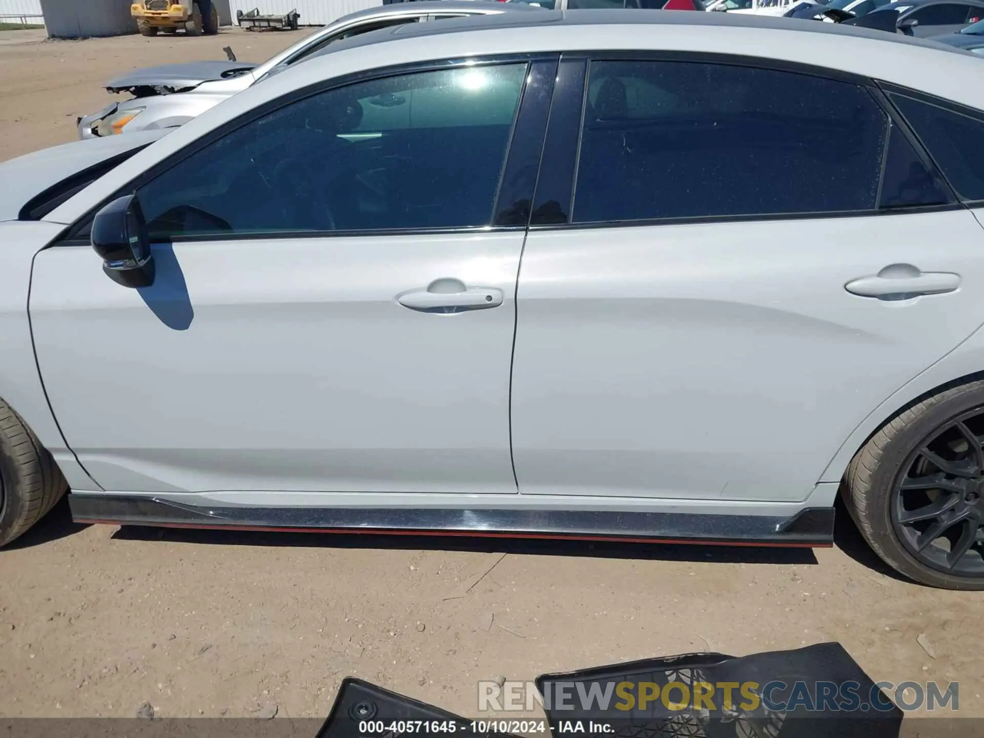 14 Photograph of a damaged car 4T1FZ1FB8MU065459 TOYOTA AVALON 2021
