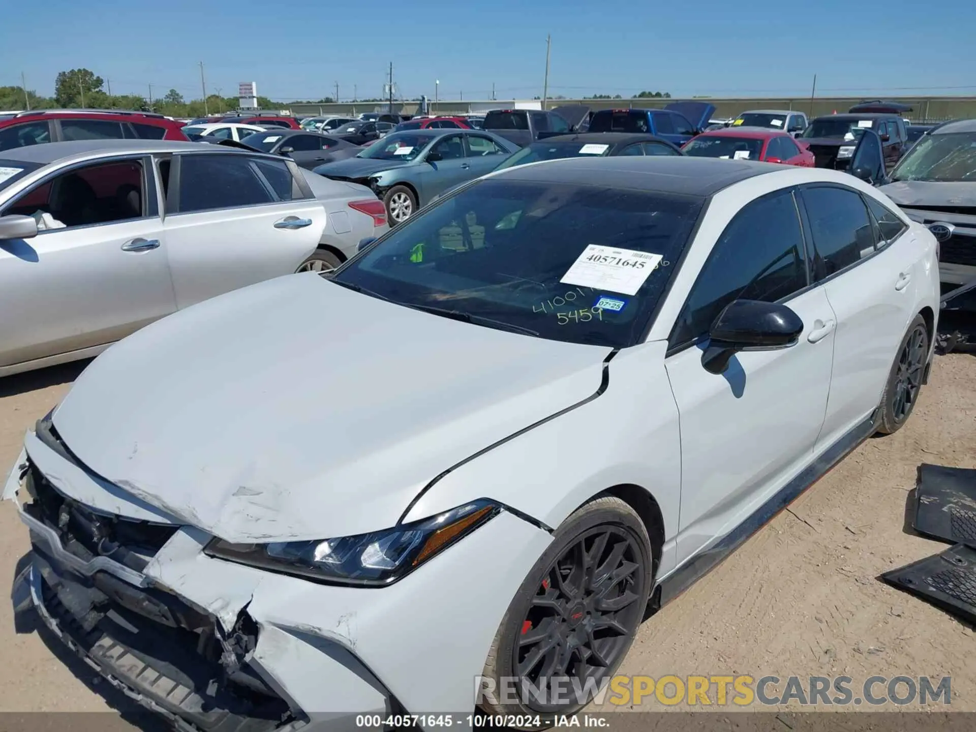 2 Photograph of a damaged car 4T1FZ1FB8MU065459 TOYOTA AVALON 2021