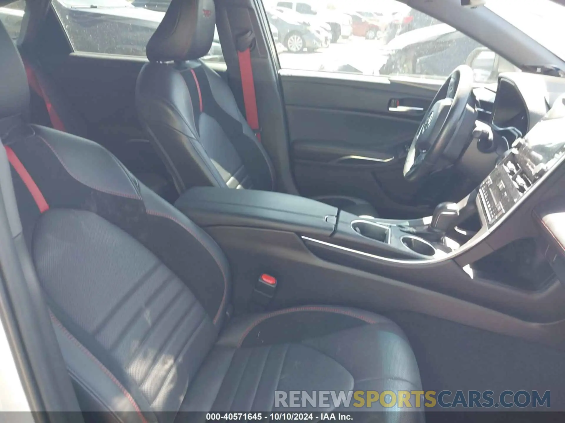 5 Photograph of a damaged car 4T1FZ1FB8MU065459 TOYOTA AVALON 2021