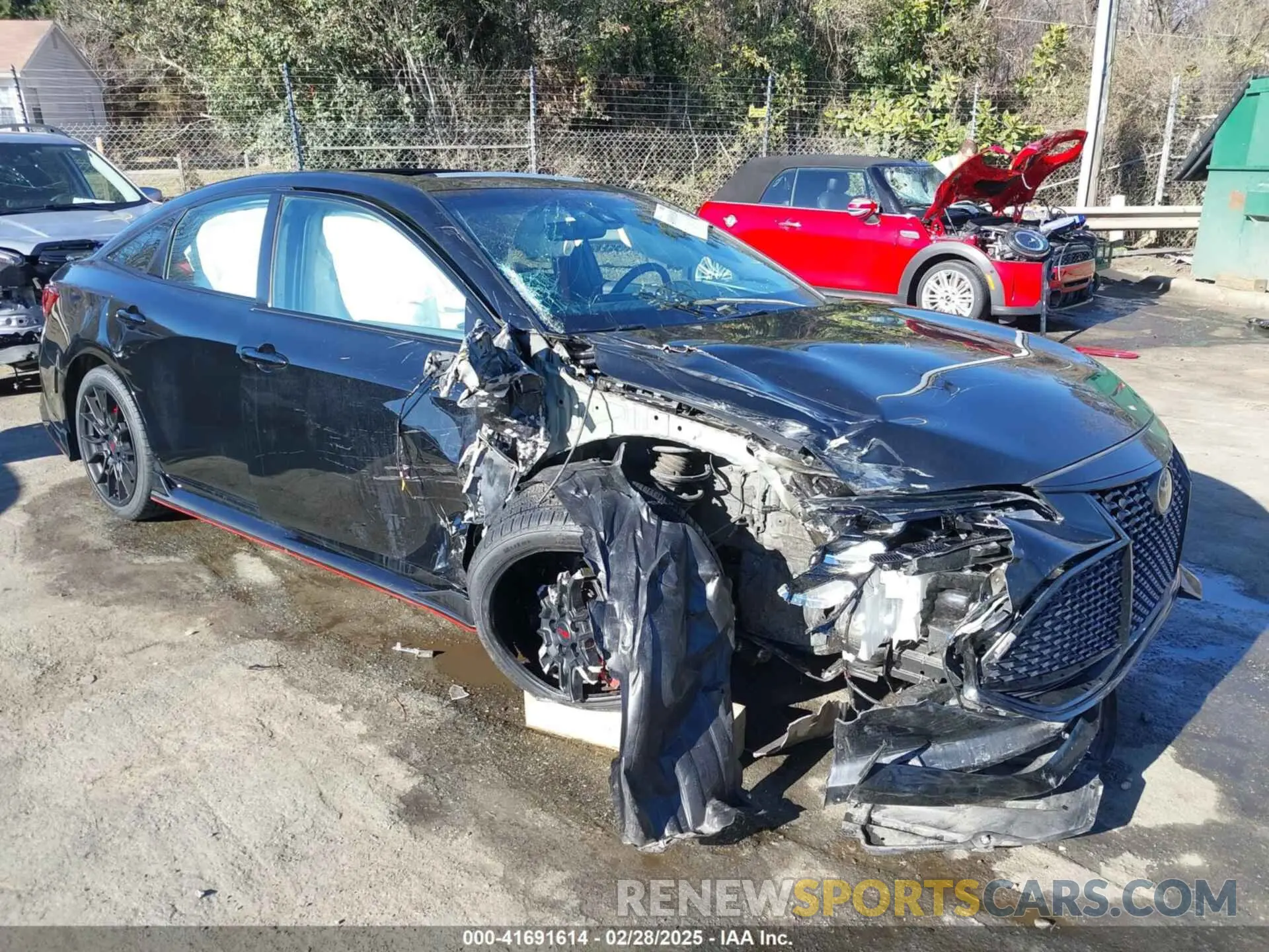 1 Photograph of a damaged car 4T1FZ1FB9MU060271 TOYOTA AVALON 2021