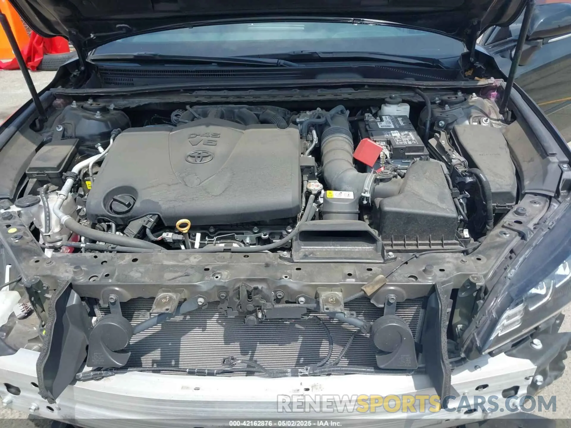 10 Photograph of a damaged car 4T1FZ1FBXMU070548 TOYOTA AVALON 2021