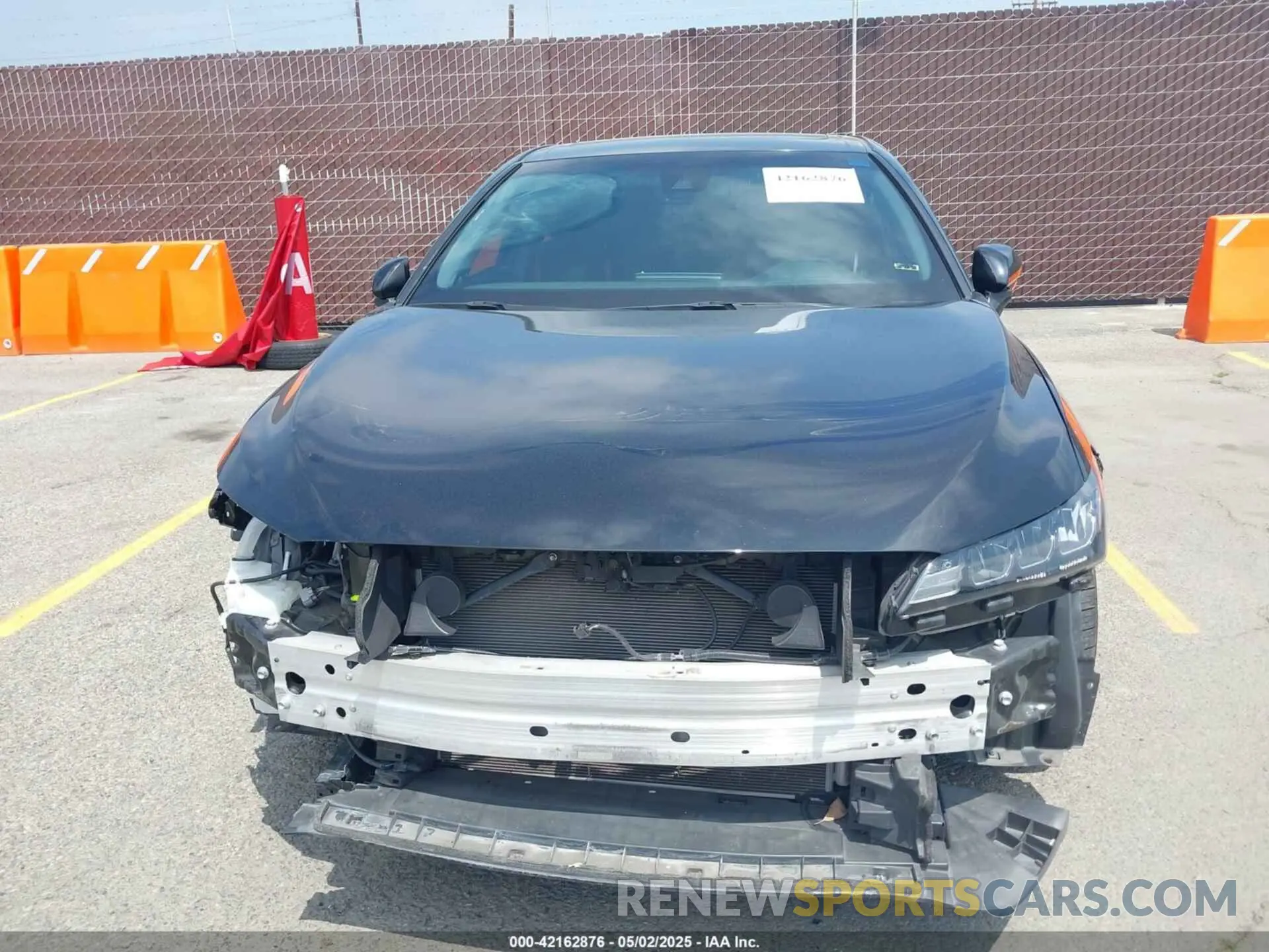 12 Photograph of a damaged car 4T1FZ1FBXMU070548 TOYOTA AVALON 2021