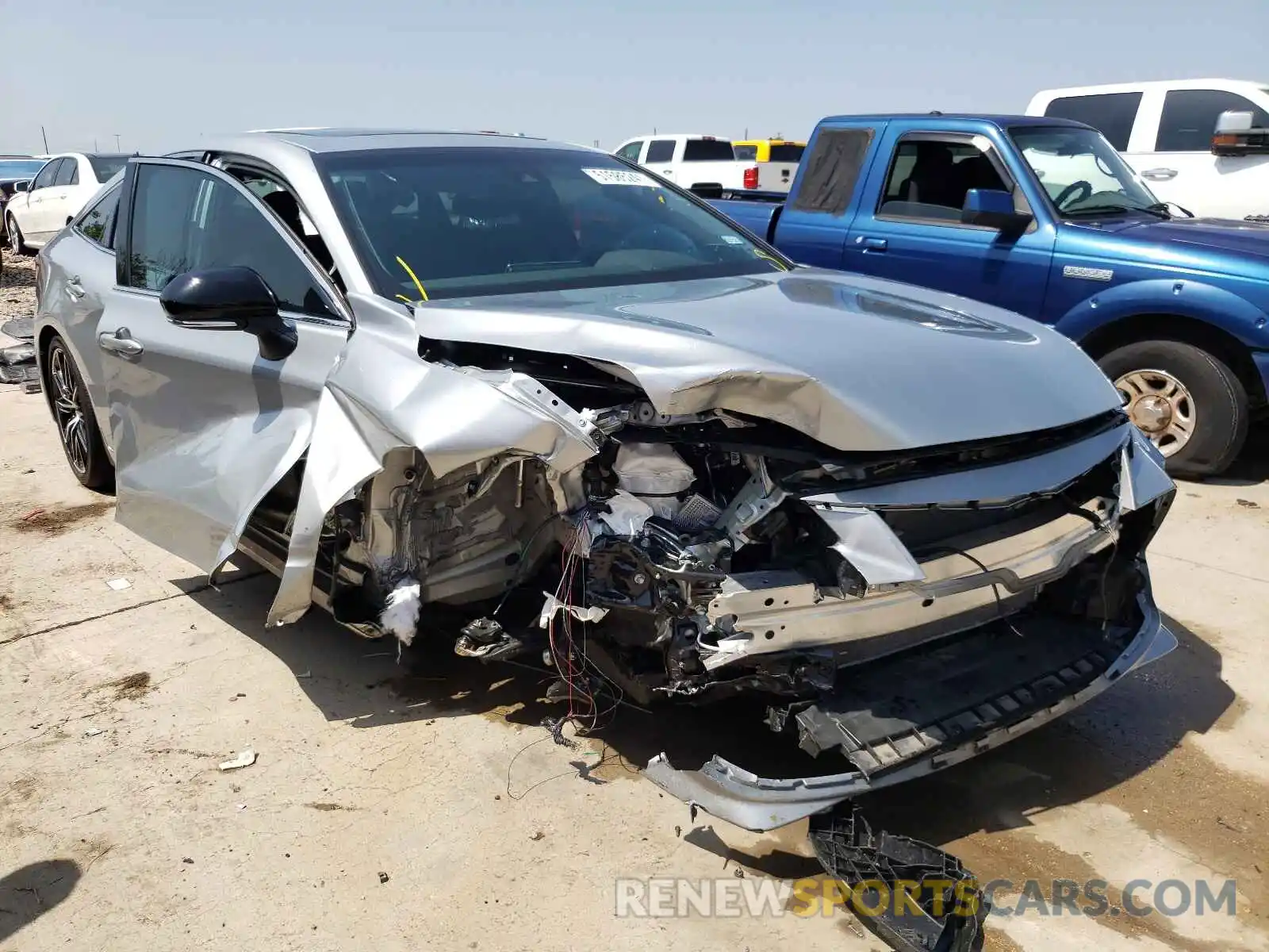 1 Photograph of a damaged car 4T1GZ1FB1MU059782 TOYOTA AVALON 2021