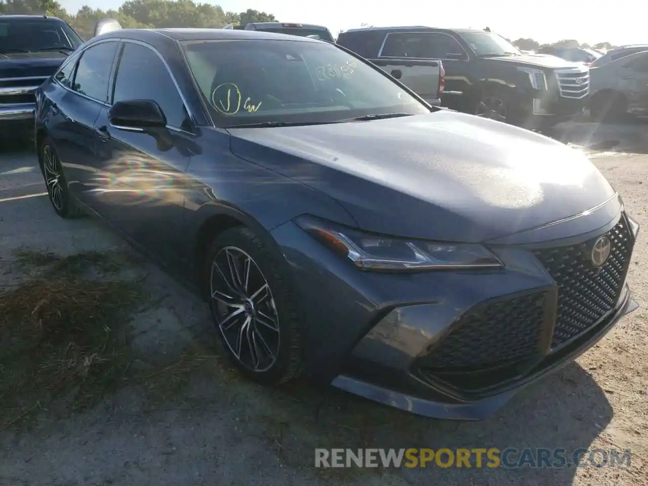 1 Photograph of a damaged car 4T1GZ1FB3MU070105 TOYOTA AVALON 2021