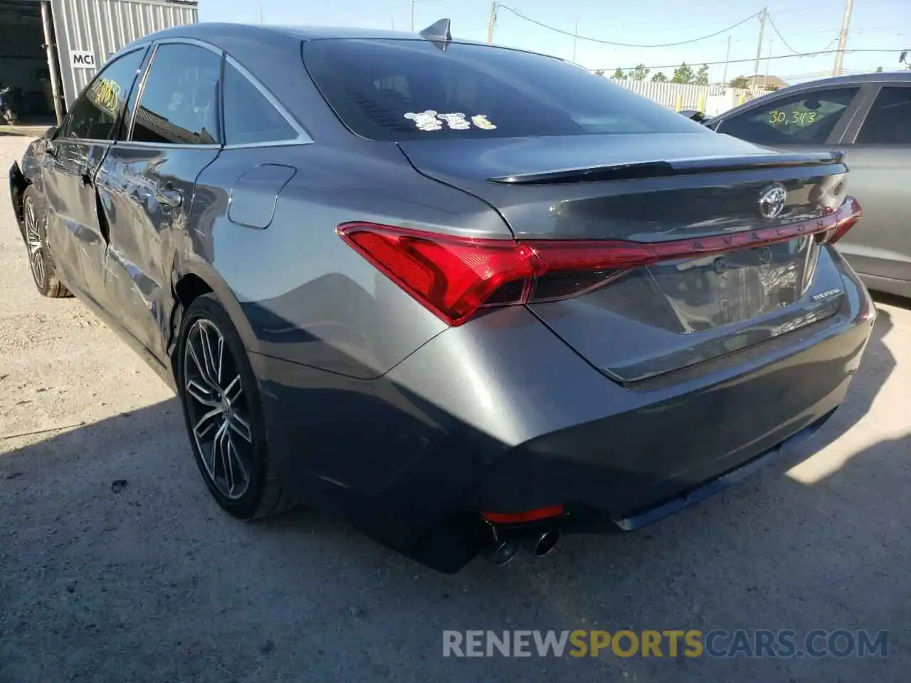 3 Photograph of a damaged car 4T1GZ1FB3MU070105 TOYOTA AVALON 2021