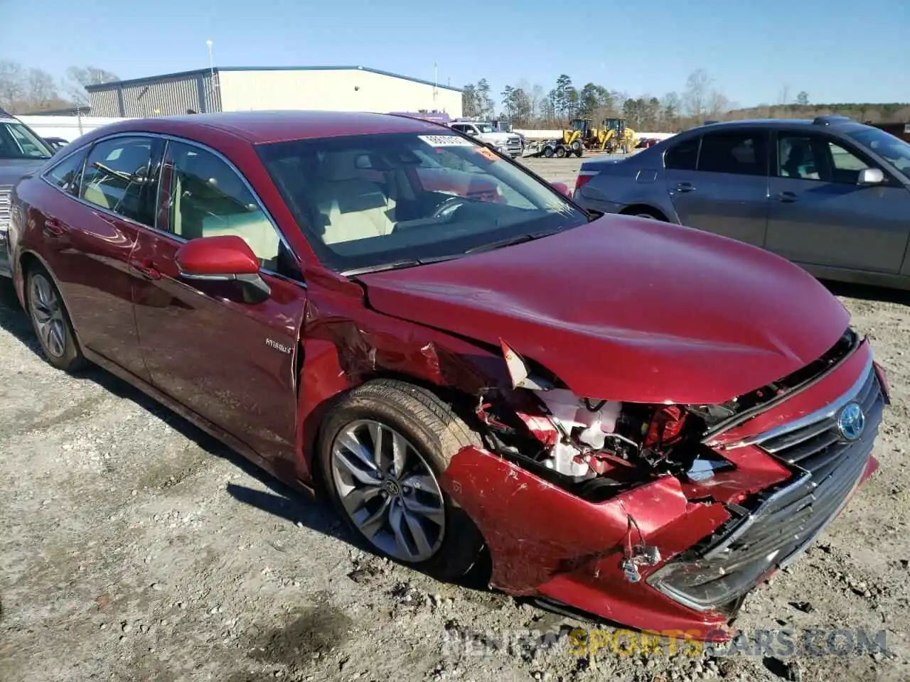 1 Photograph of a damaged car 4T1JA1AB0MU002106 TOYOTA AVALON 2021