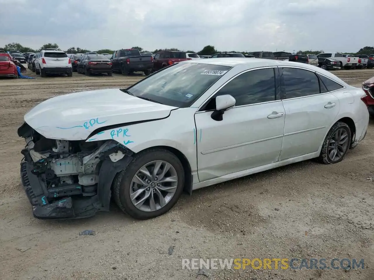 1 Photograph of a damaged car 4T1JA1AB2MU005217 TOYOTA AVALON 2021