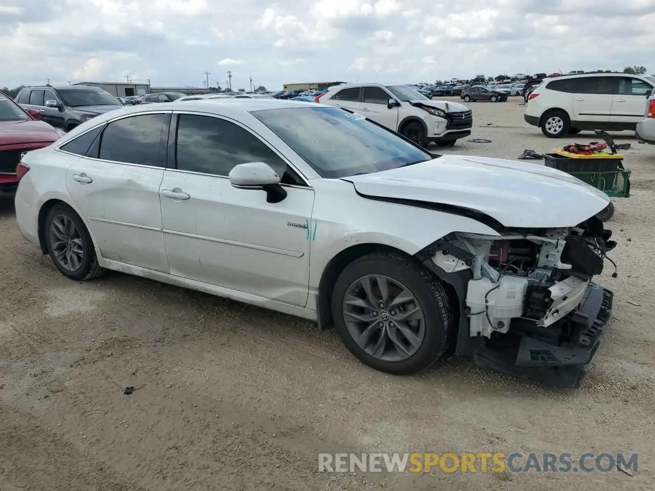 4 Photograph of a damaged car 4T1JA1AB2MU005217 TOYOTA AVALON 2021