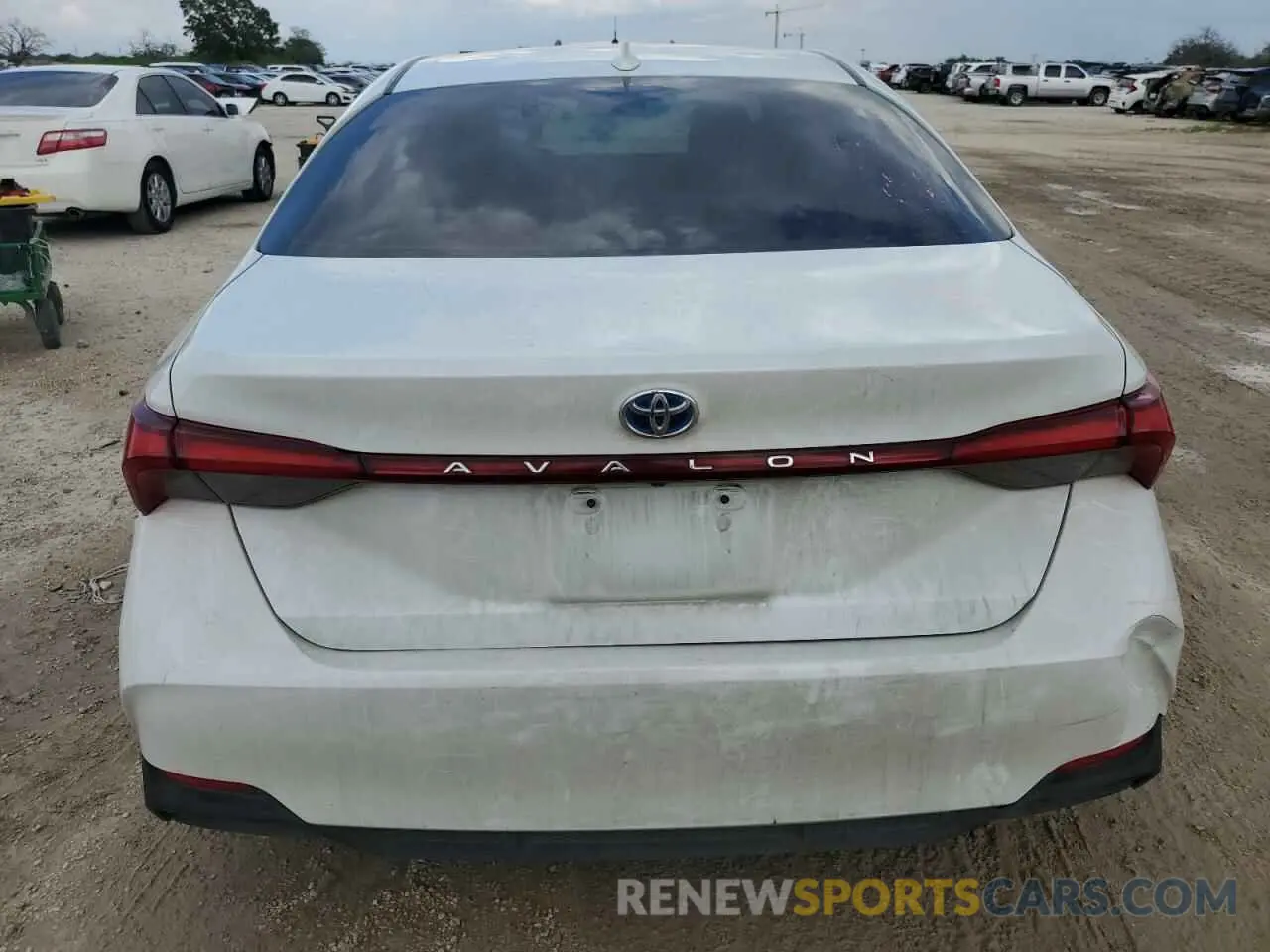 6 Photograph of a damaged car 4T1JA1AB2MU005217 TOYOTA AVALON 2021