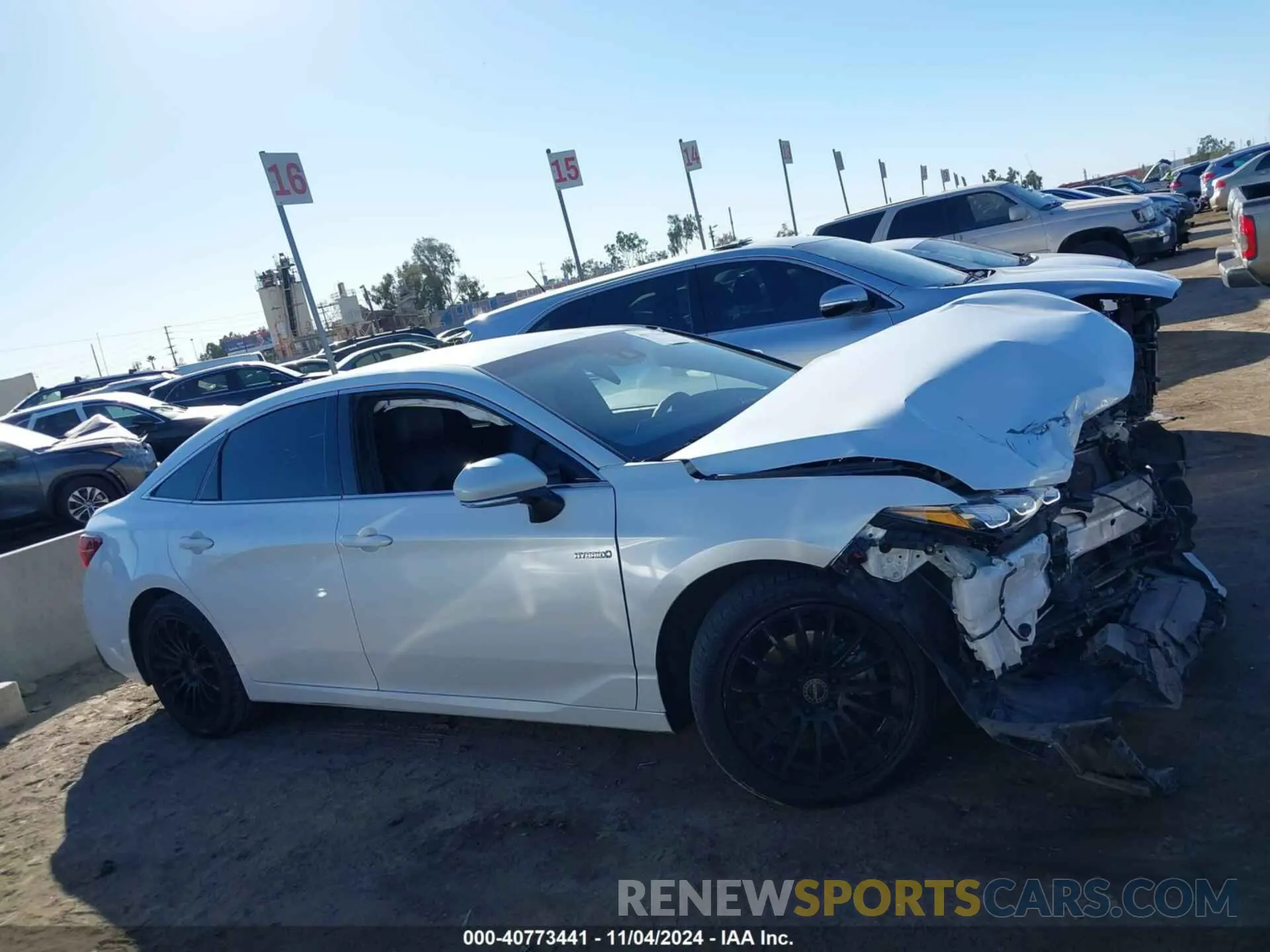 14 Photograph of a damaged car 4T1JA1AB6MU002482 TOYOTA AVALON 2021