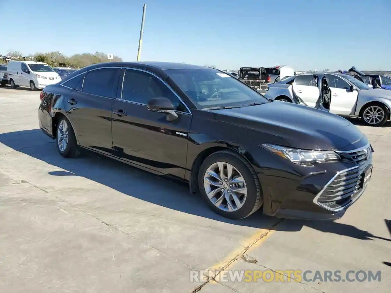 4 Photograph of a damaged car 4T1JA1AB8MU001429 TOYOTA AVALON 2021