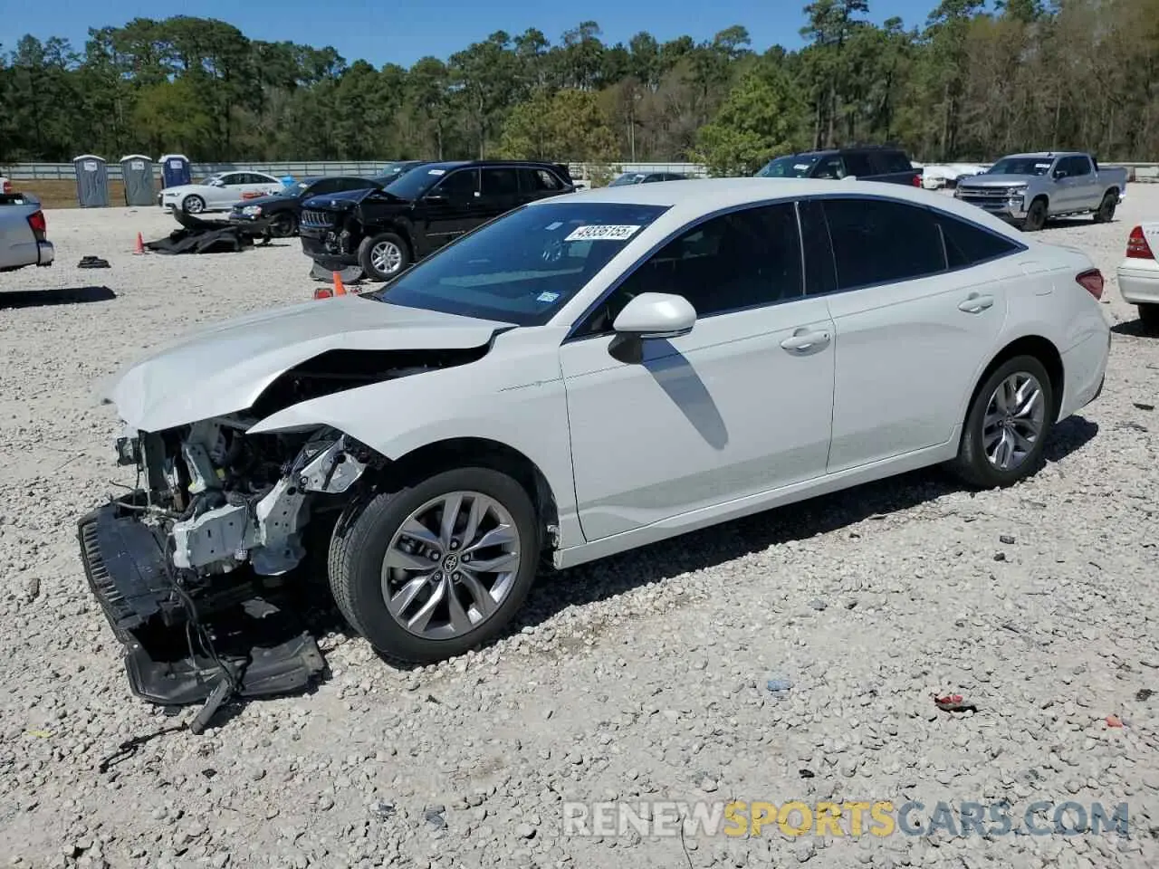 1 Photograph of a damaged car 4T1JZ1FB4MU070684 TOYOTA AVALON 2021